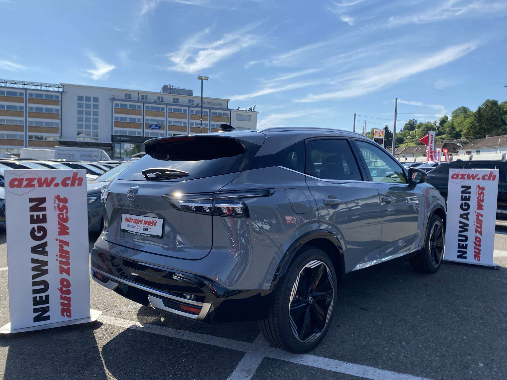 NISSAN Qashqai 1.3 DIG-T MHEV Tekna+ Xtronic-Automat-showroom-element-2