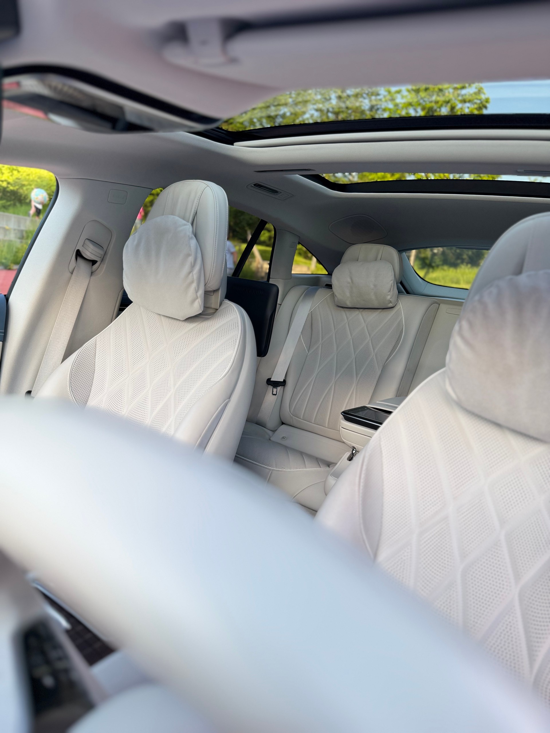 MERCEDES-BENZ EQS 580 4Matic Edition 1 Premium-Plus-Paket-image-14