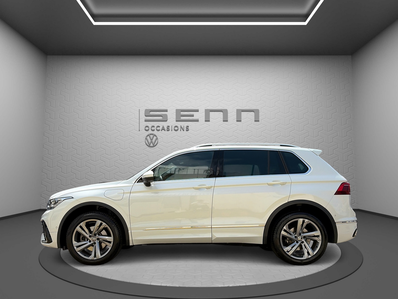 VW Tiguan 1.4TSI PHEV R-Line DSG-showroom-element-2