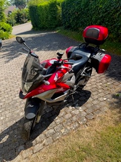 HONDA VFR 800-image-1