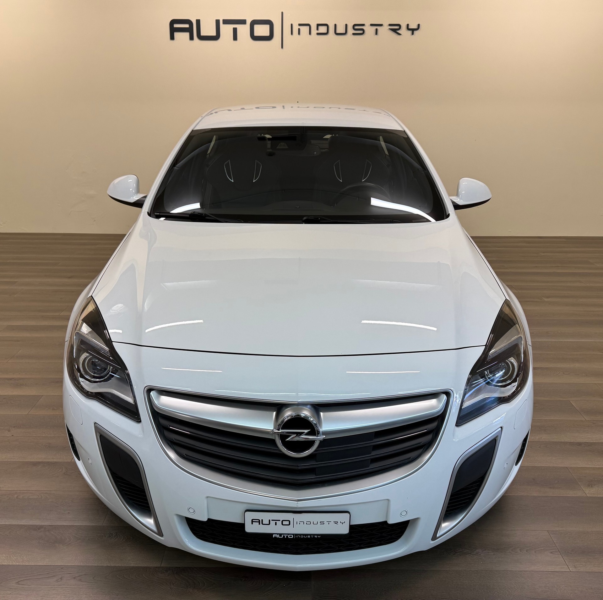 OPEL Insignia 2.8 Turbo OPC 4WD Automatic-image-7