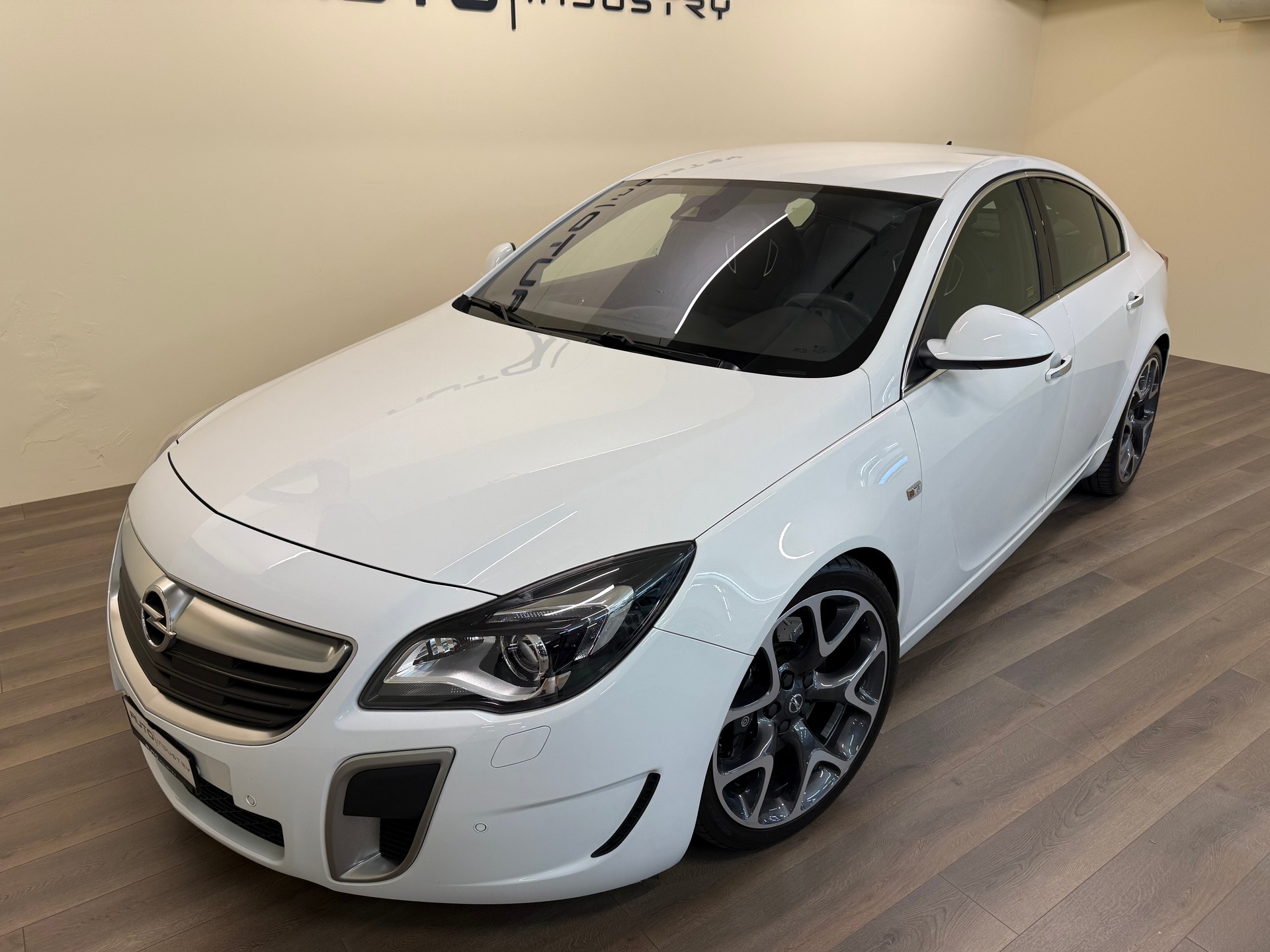 OPEL Insignia 2.8 Turbo OPC 4WD Automatic-showroom-element-1