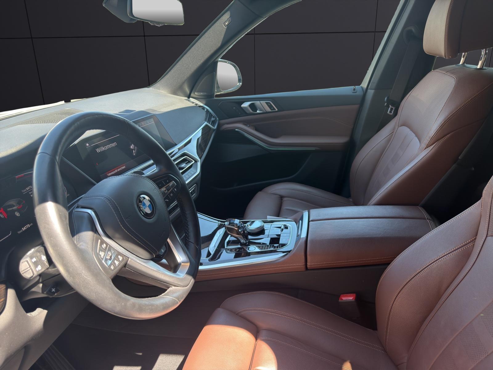 BMW X5 30d xDrive-showroom-element-1