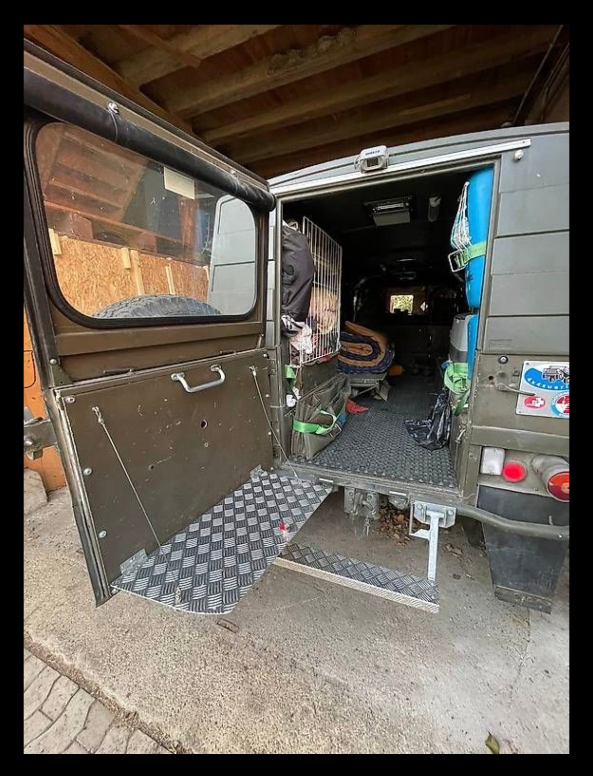 STEYR Puch Pinzgauer 712M-image-2