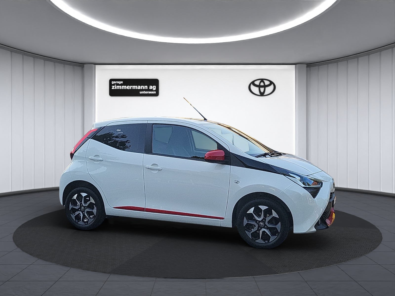 TOYOTA Aygo 1.0 VVT-i Trend-showroom-element-3