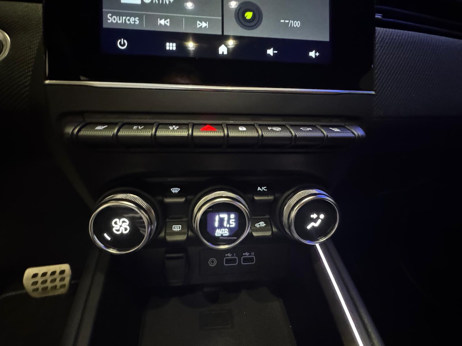RENAULT Clio 1.6 E-Tech Esprit Alpine *Attelage*caméra360°*-image-23