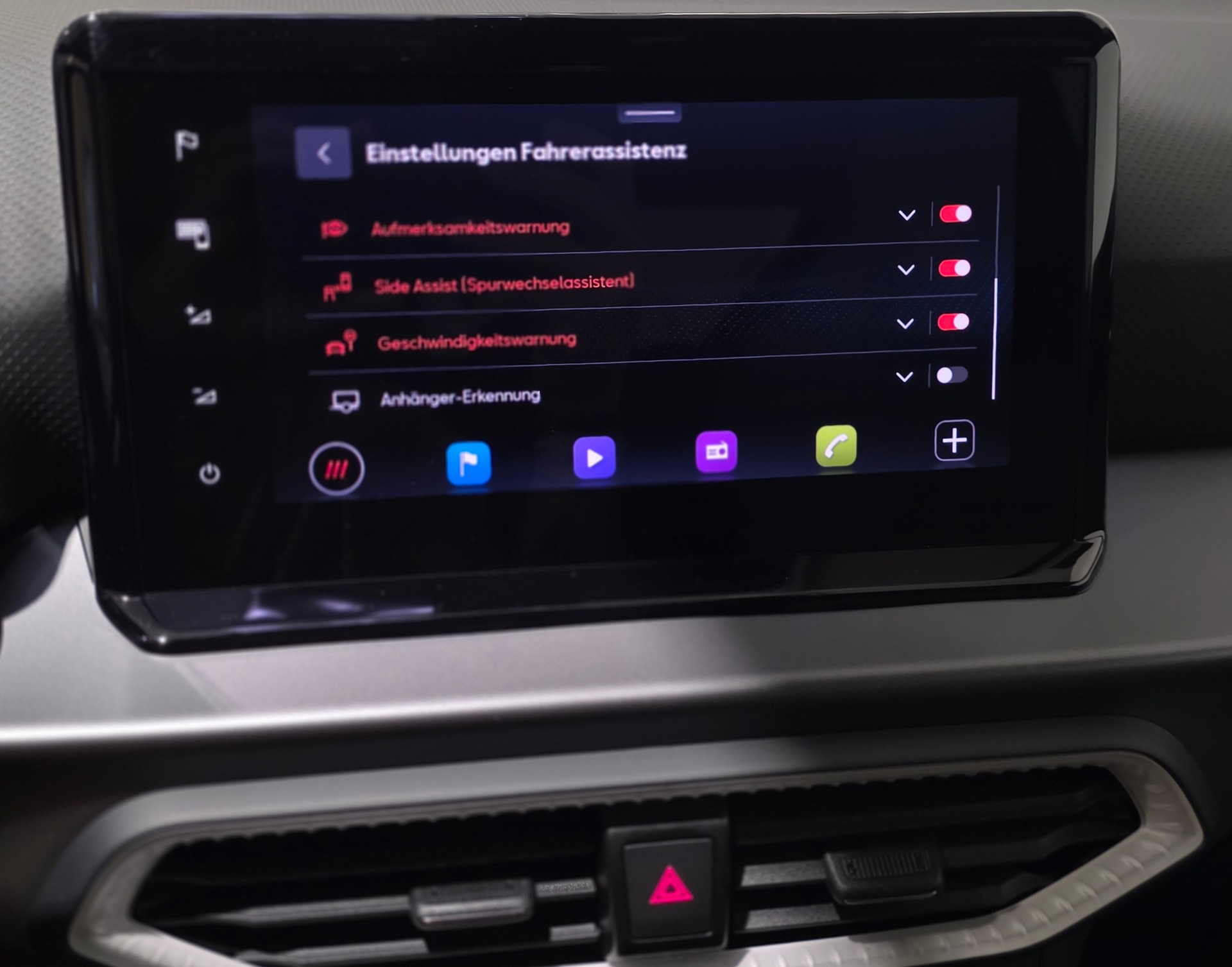 SEAT Arona 1.5 Eco TSI FR DSG-image-12