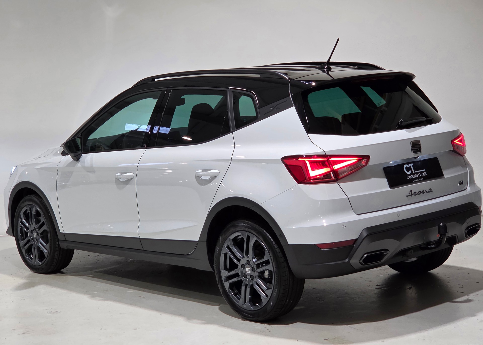 SEAT Arona 1.5 Eco TSI FR DSG-showroom-element-2
