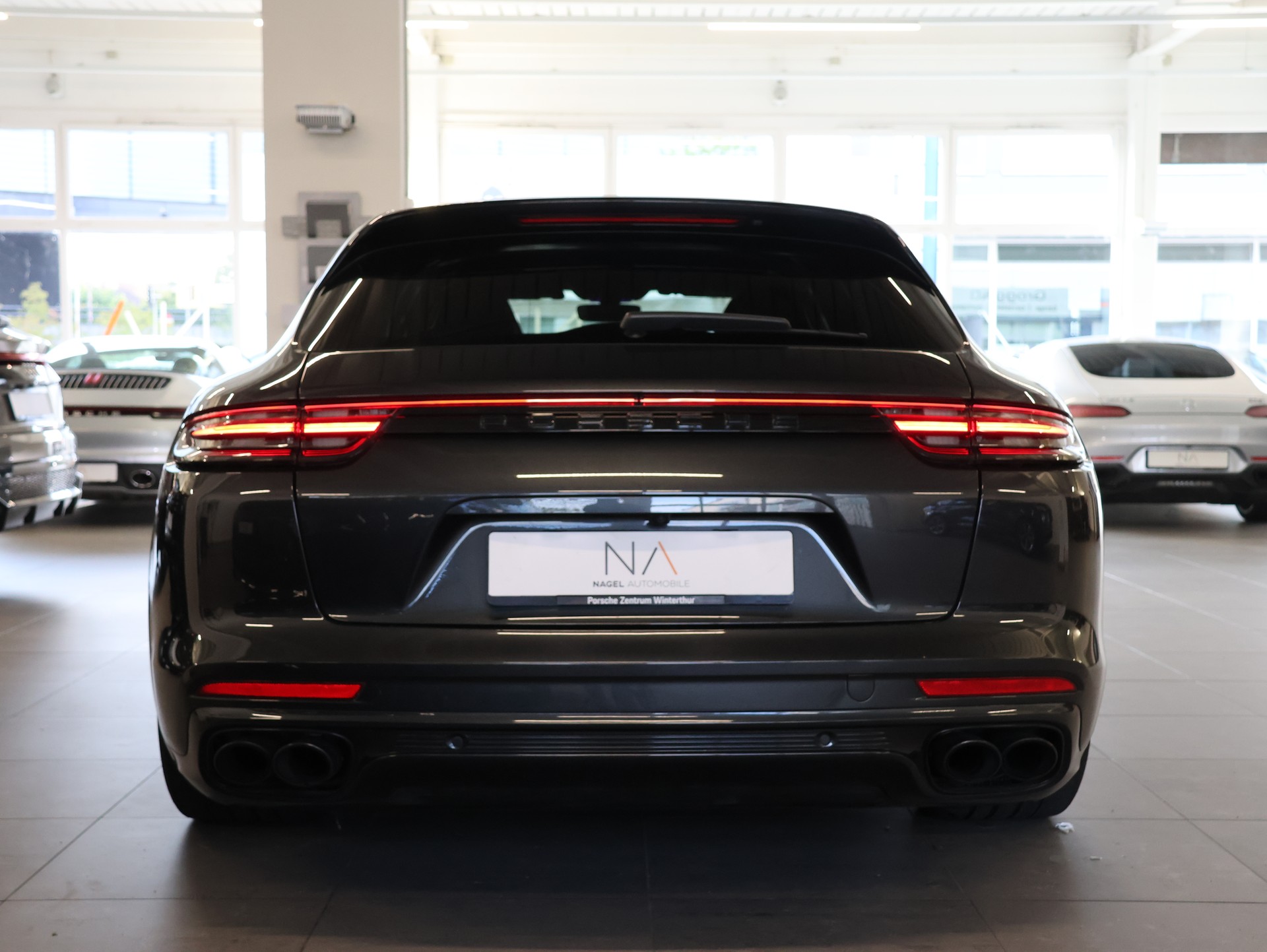 PORSCHE Panamera 4 E-Hybrid Sport Turismo PDK *Porsche Approved bis 03.2027* *Hinterachslenkung* *Bose*-image-4
