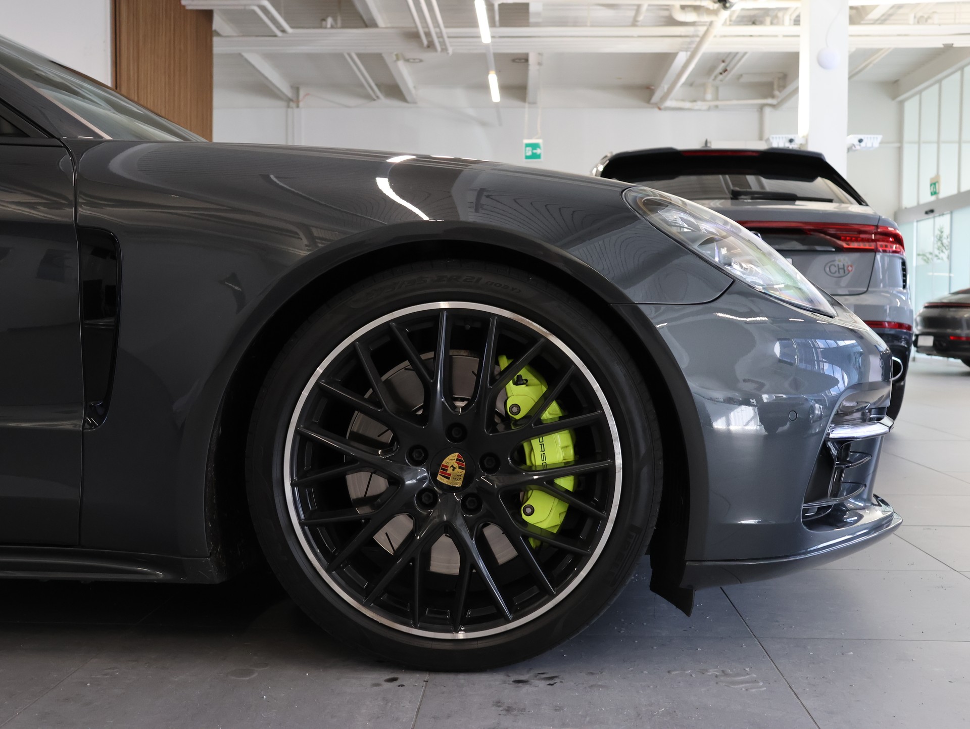 PORSCHE Panamera 4 E-Hybrid Sport Turismo PDK *Porsche Approved bis 03.2027* *Hinterachslenkung* *Bose*-image-7