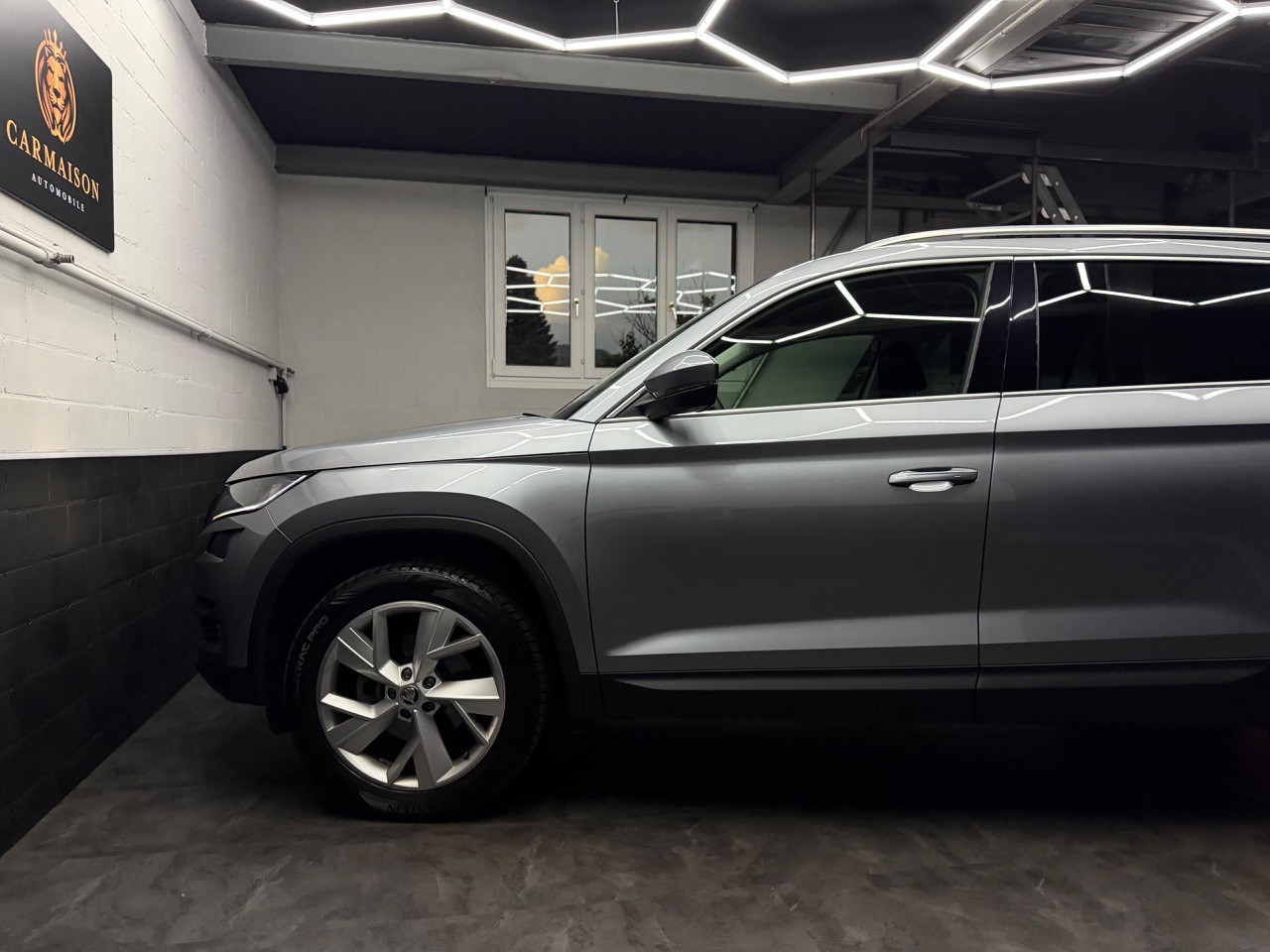 SKODA Kodiaq 1.5 TSI ACT Ambition | AHK 1.8T | Rückfahrkamera-image-10