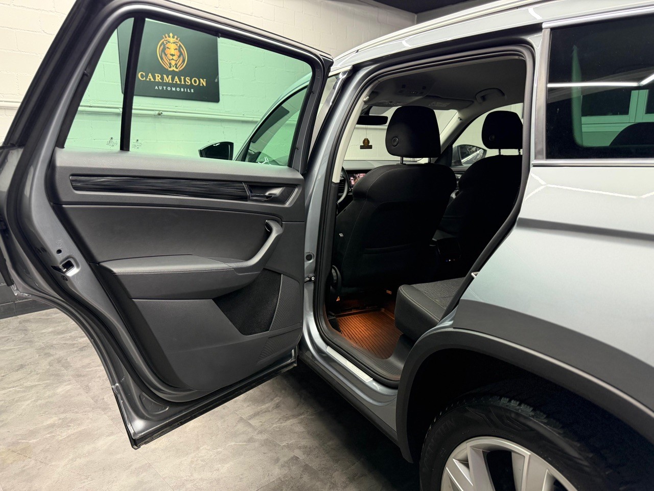 SKODA Kodiaq 1.5 TSI ACT Ambition | AHK 1.8T | Rückfahrkamera-image-19