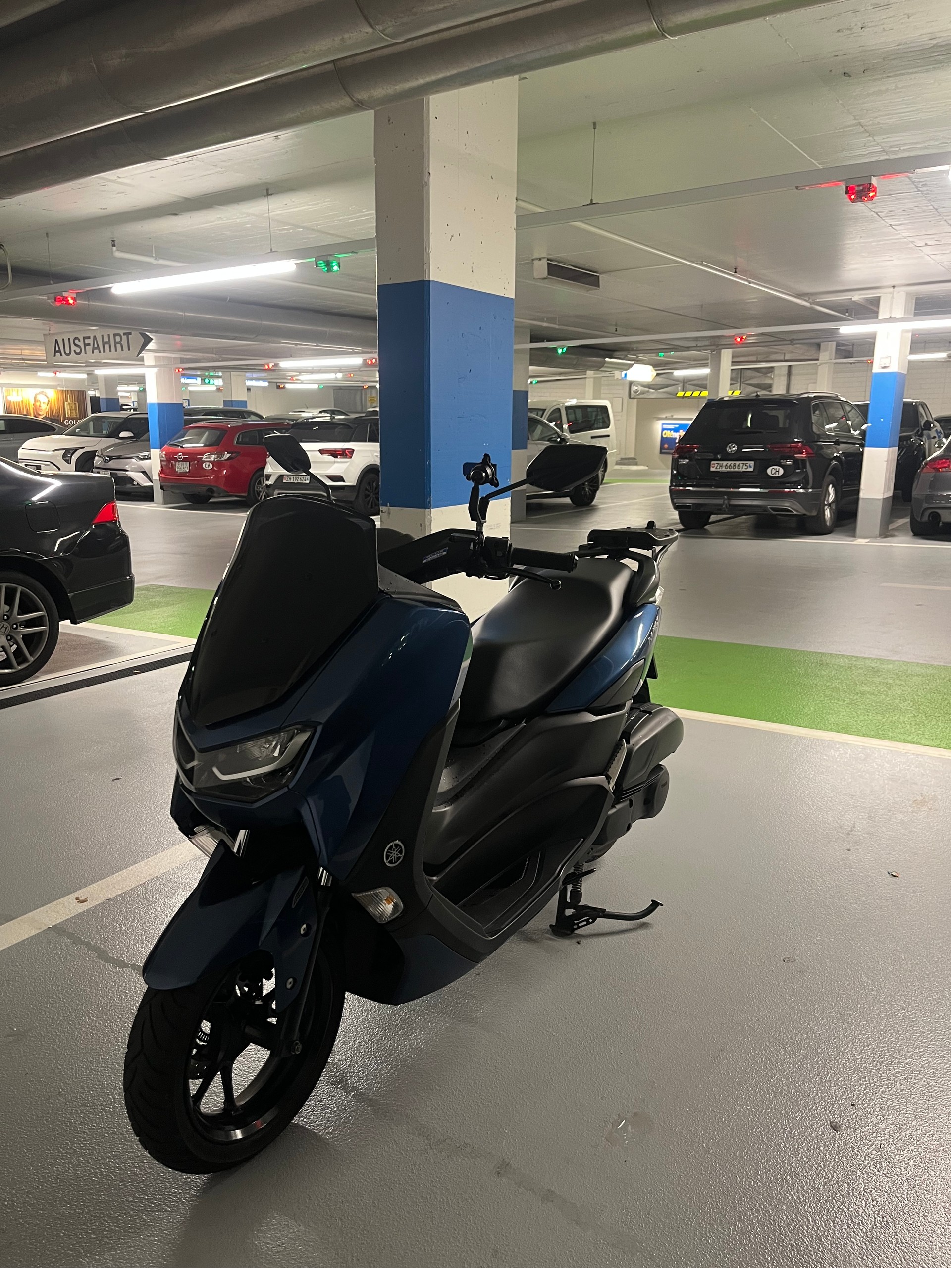 YAMAHA N-Max GPD 125-image-4