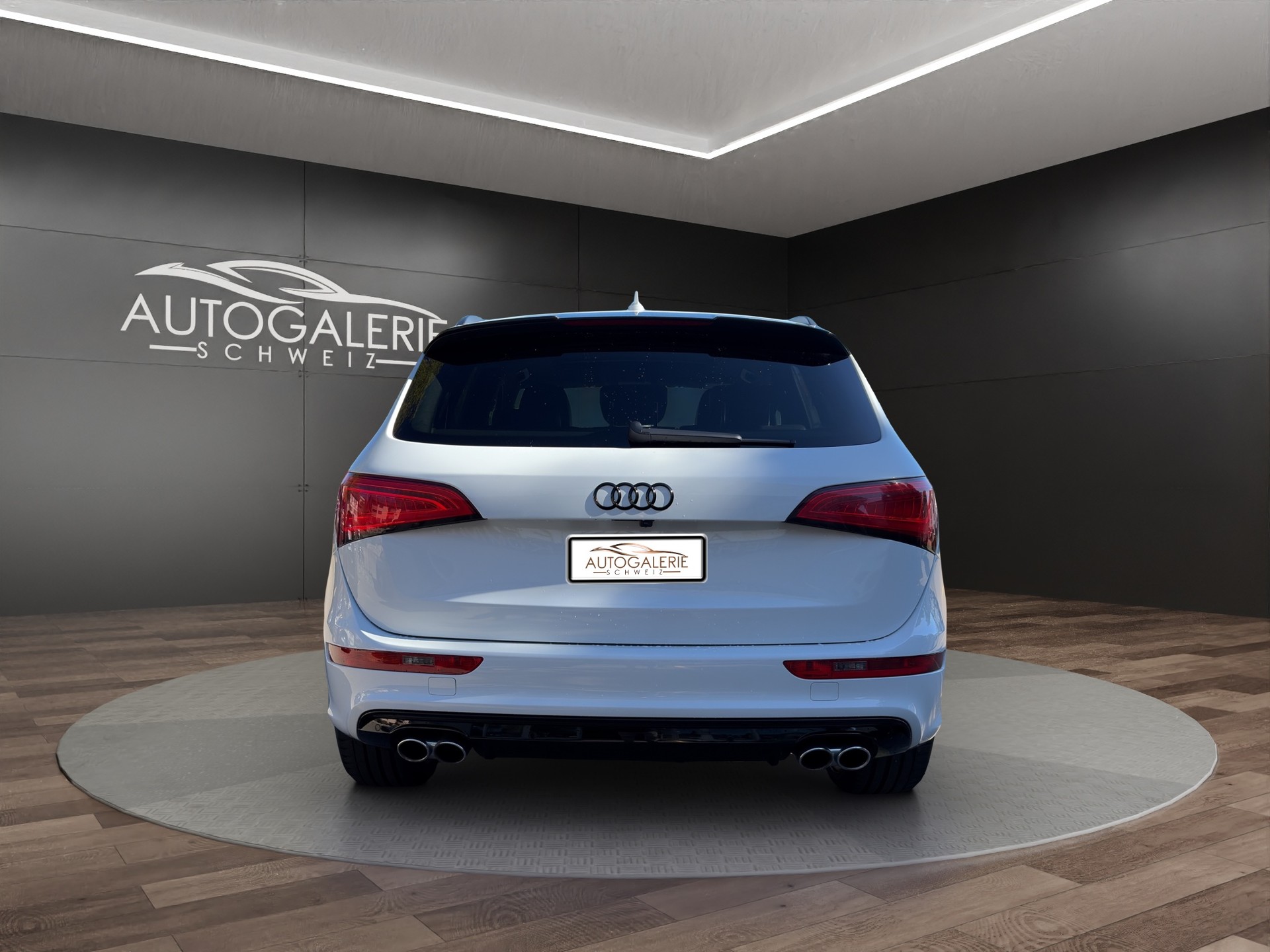 AUDI SQ5 3.0 TDI plus quattro | CH | Panorama | Black Paket | Rautensteppung Leder | DAB | B&O Sound | Kamera |-showroom-element-3