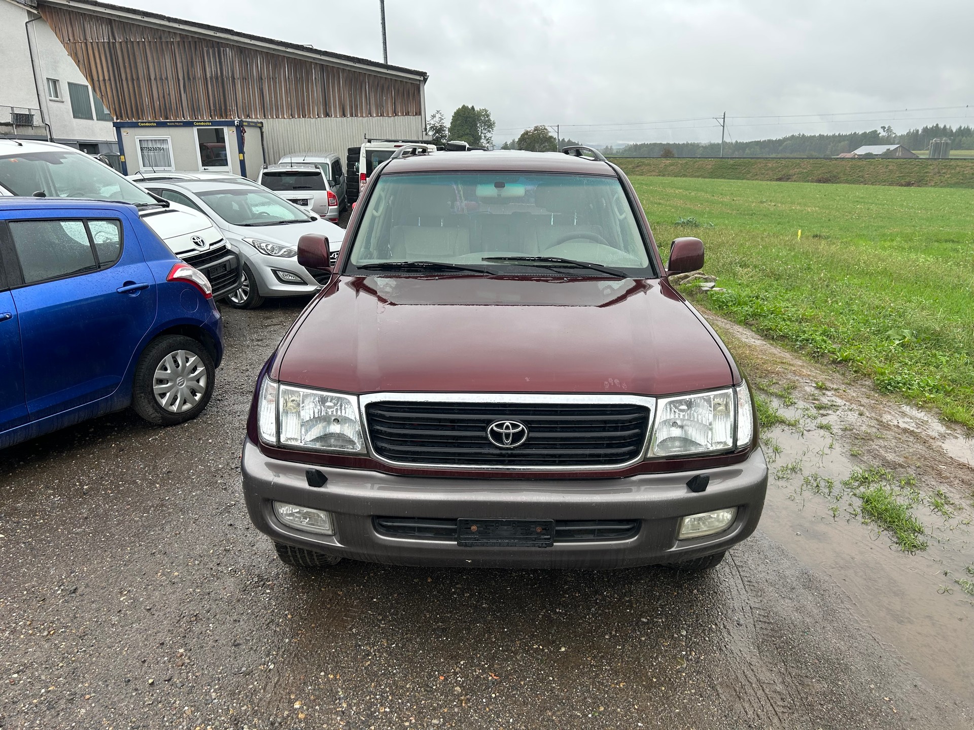 TOYOTA Land Cruiser 500 4.7