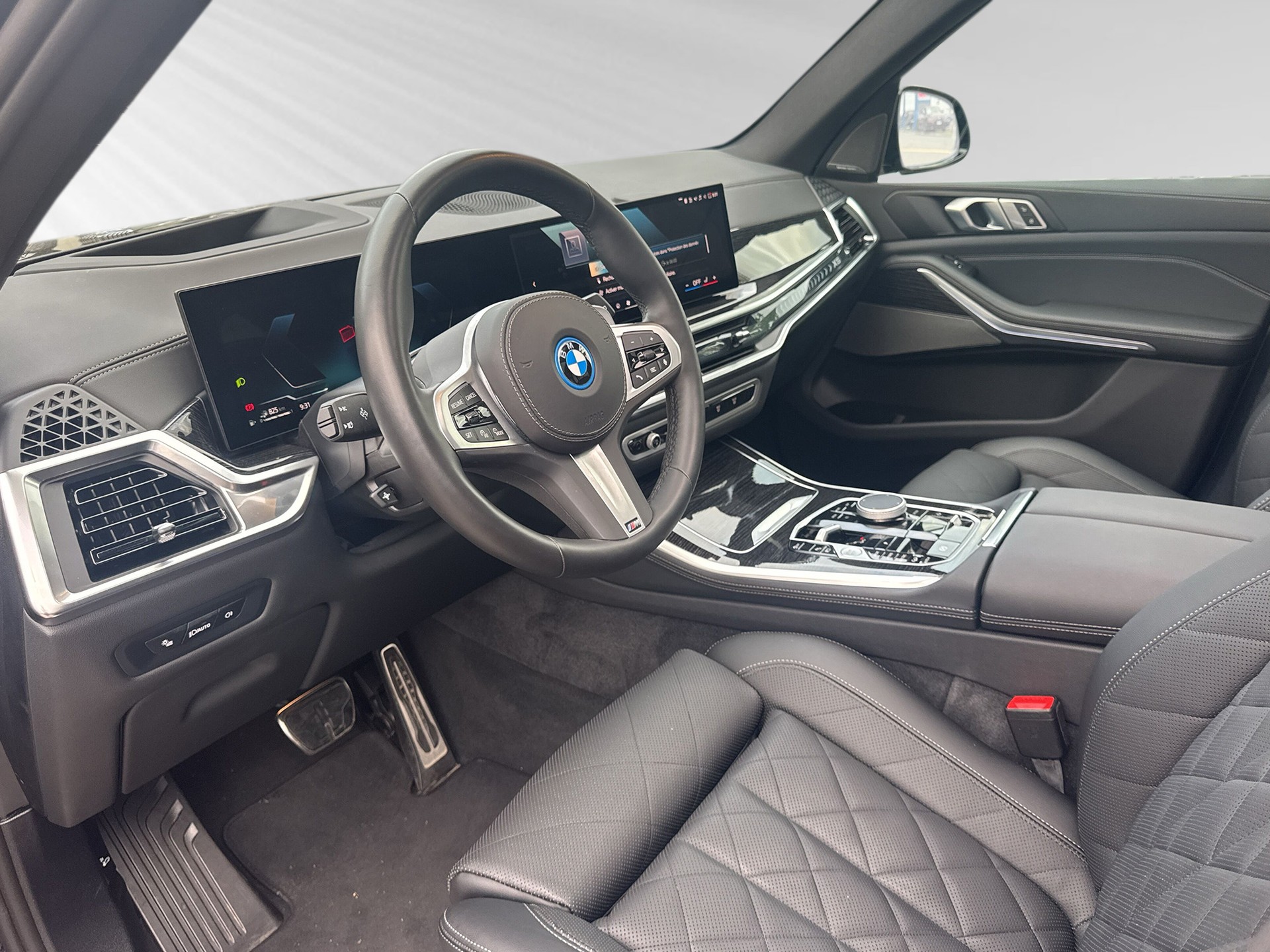 BMW X5 xDrive 50e M Sport Steptronic-showroom-element-3