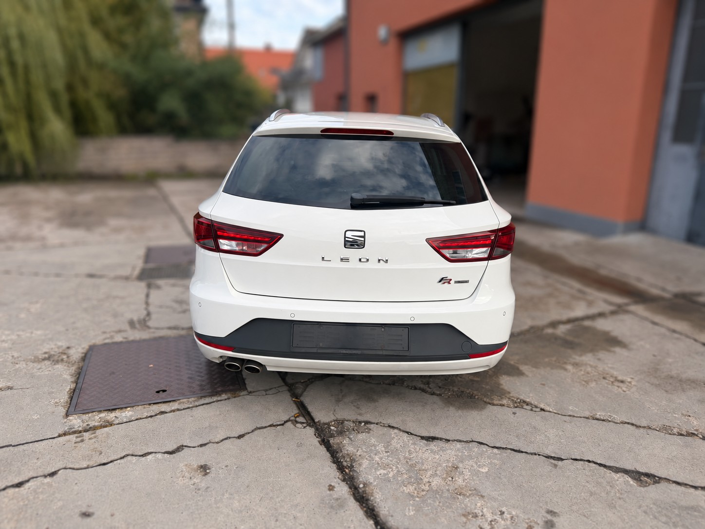 SEAT Leon ST 2.0 TDI FR 4Drive-showroom-element-3