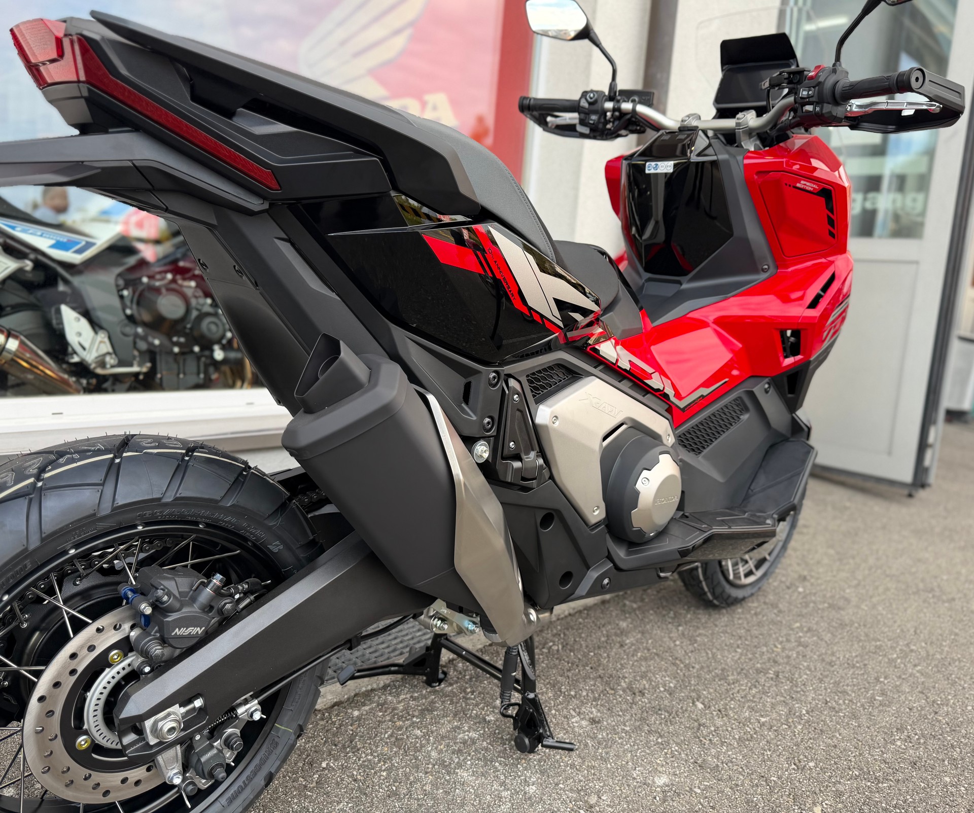 HONDA X-ADV 750 Special Edition 2027-image-7