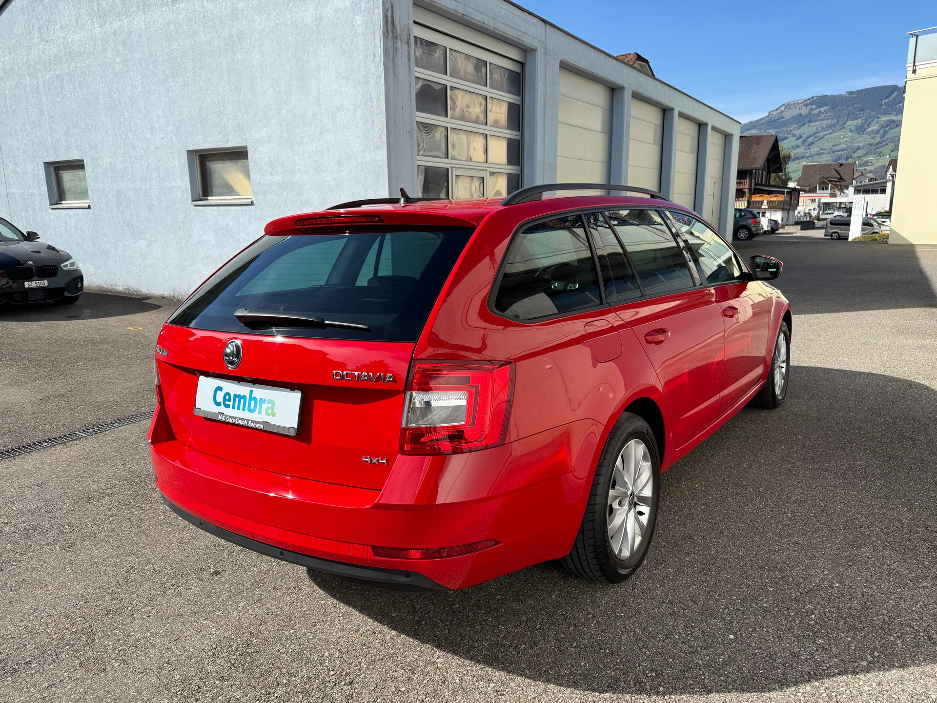 SKODA Octavia Combi 1.6 TDI Ambition 4x4-showroom-element-3