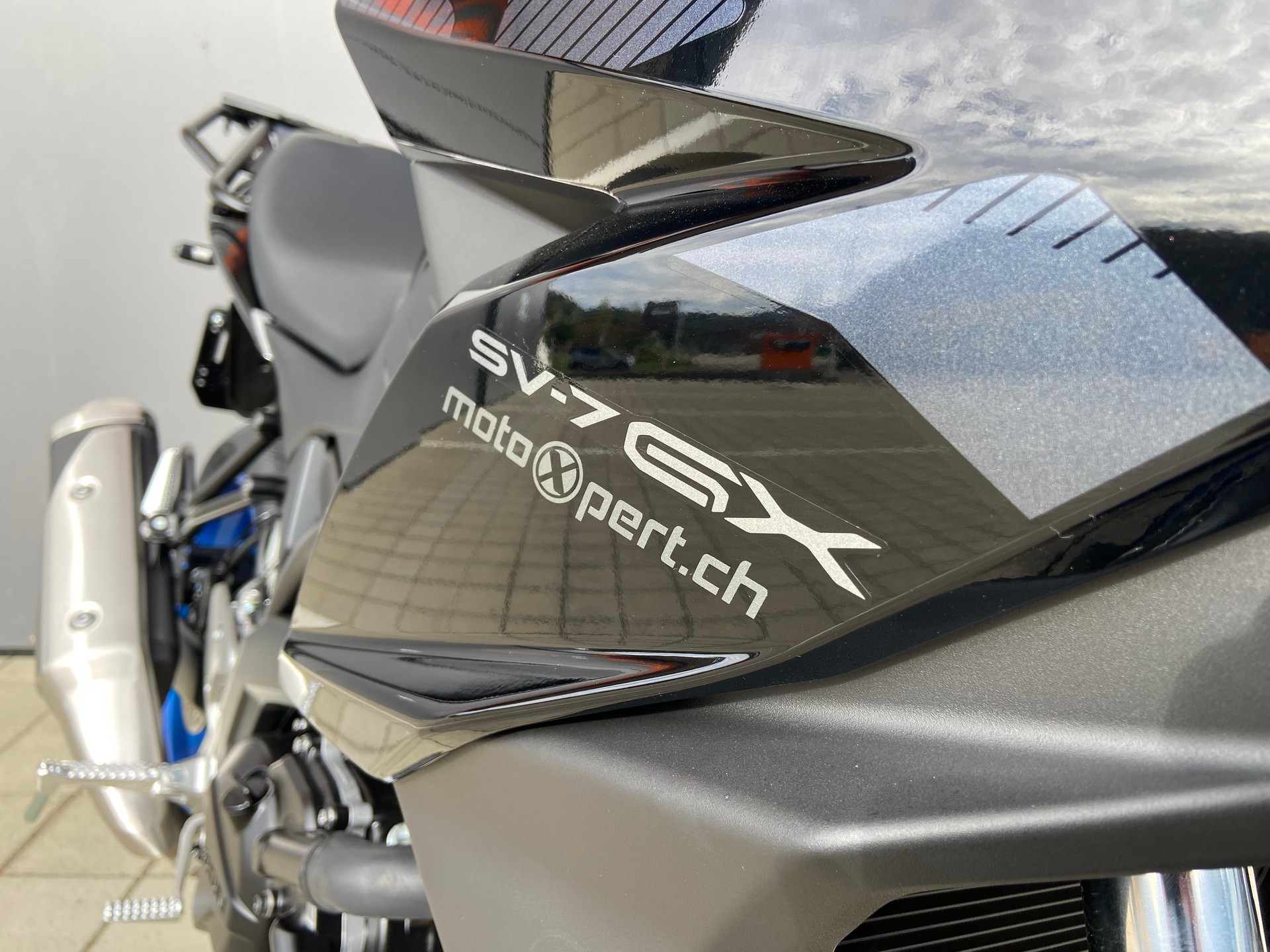 SUZUKI SV 7GX-image-2