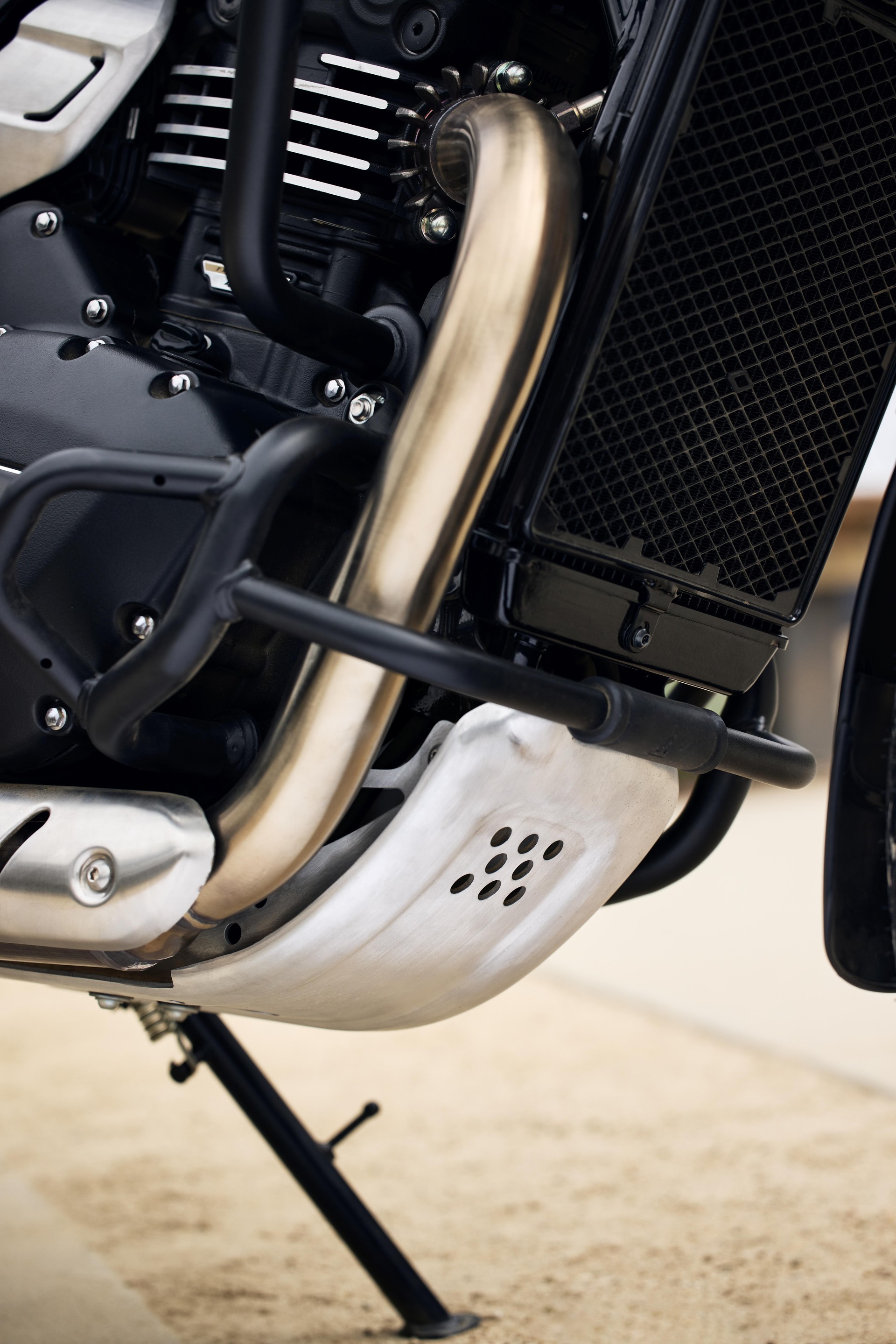 TRIUMPH Scrambler 400 X-image-6
