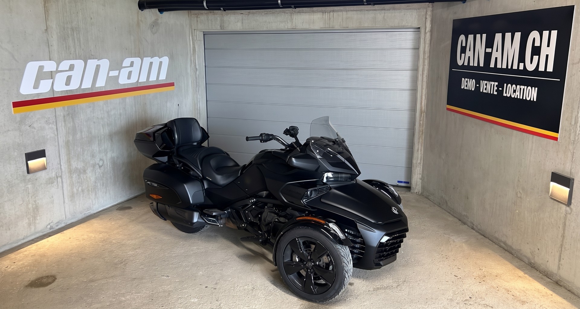 CAN-AM Spyder F3 Limited-image-0
