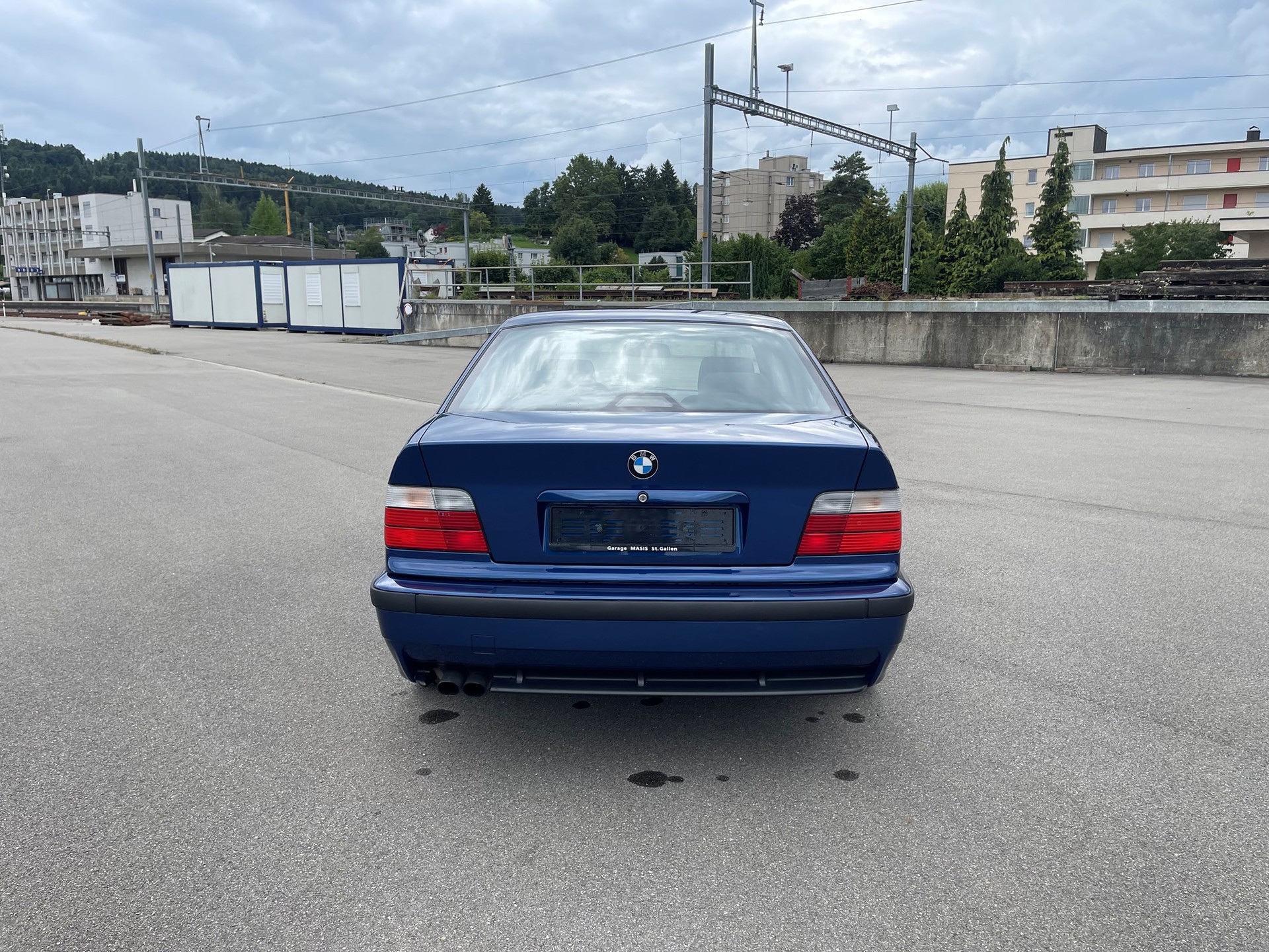 BMW 328i M-Paket-image-3