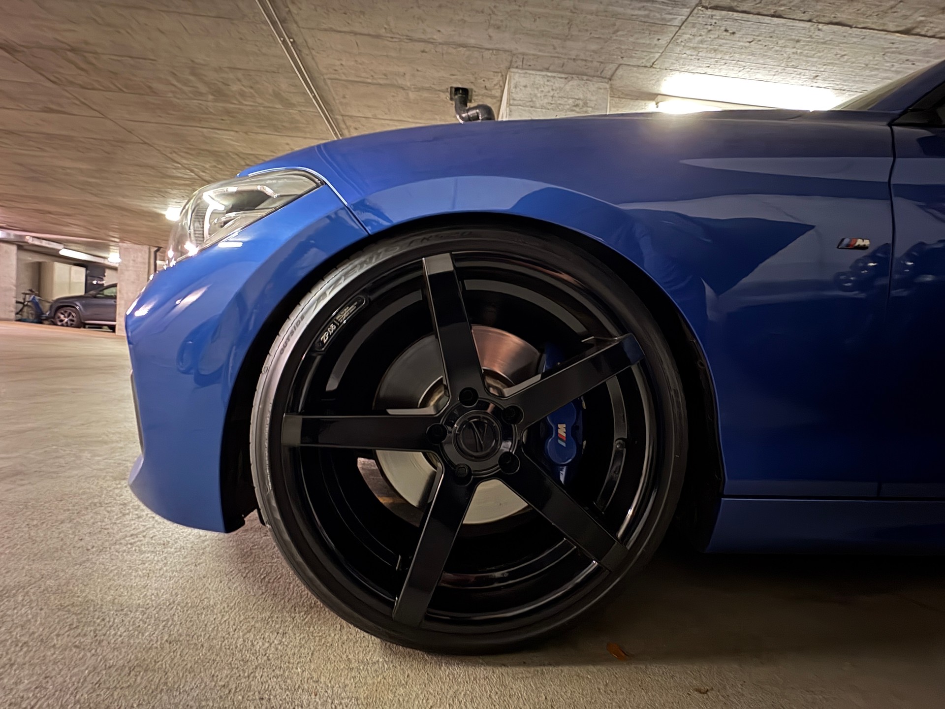 BMW M140i xDrive Steptronic-image-8
