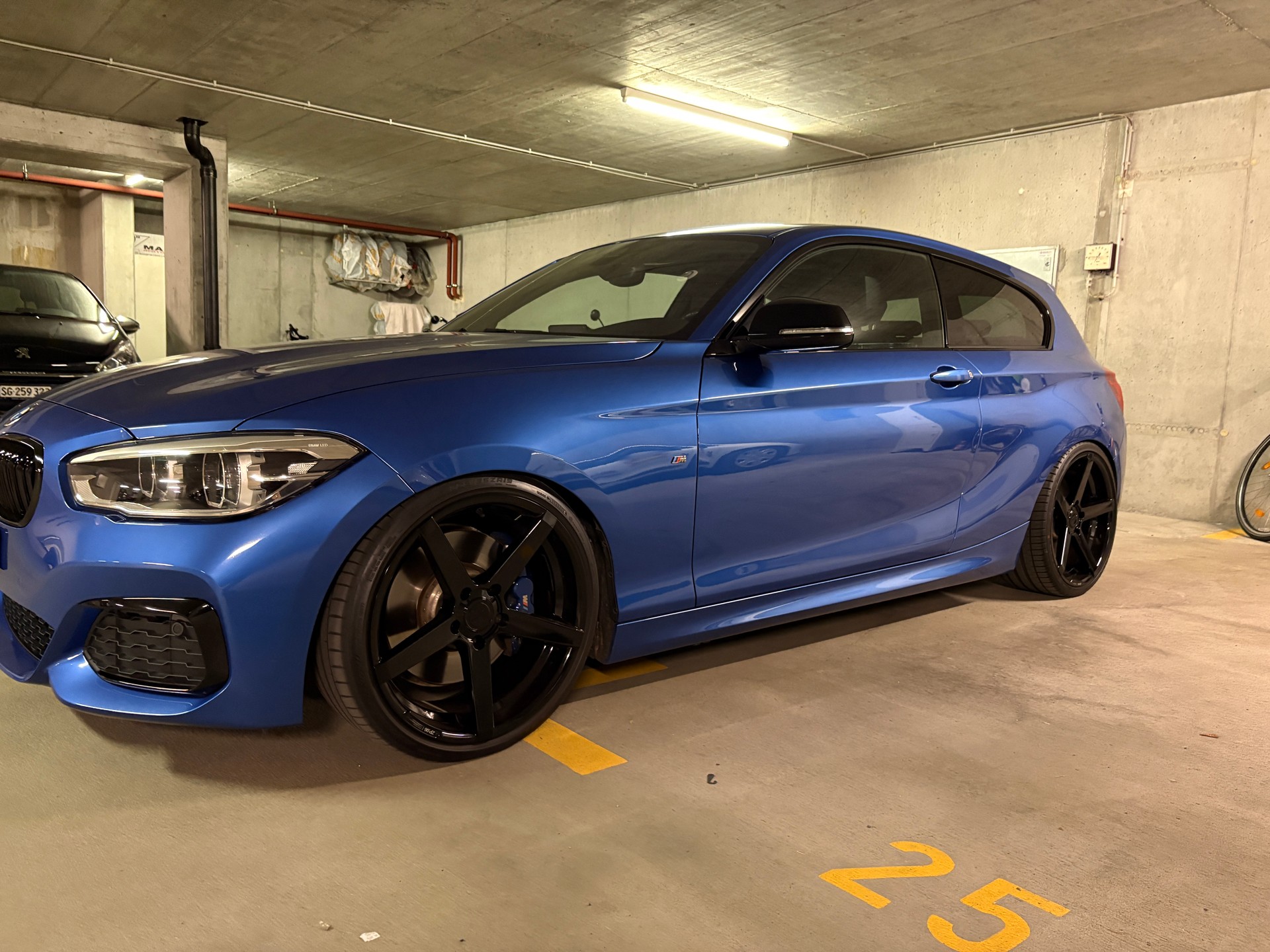 BMW M140i xDrive Steptronic-image-4