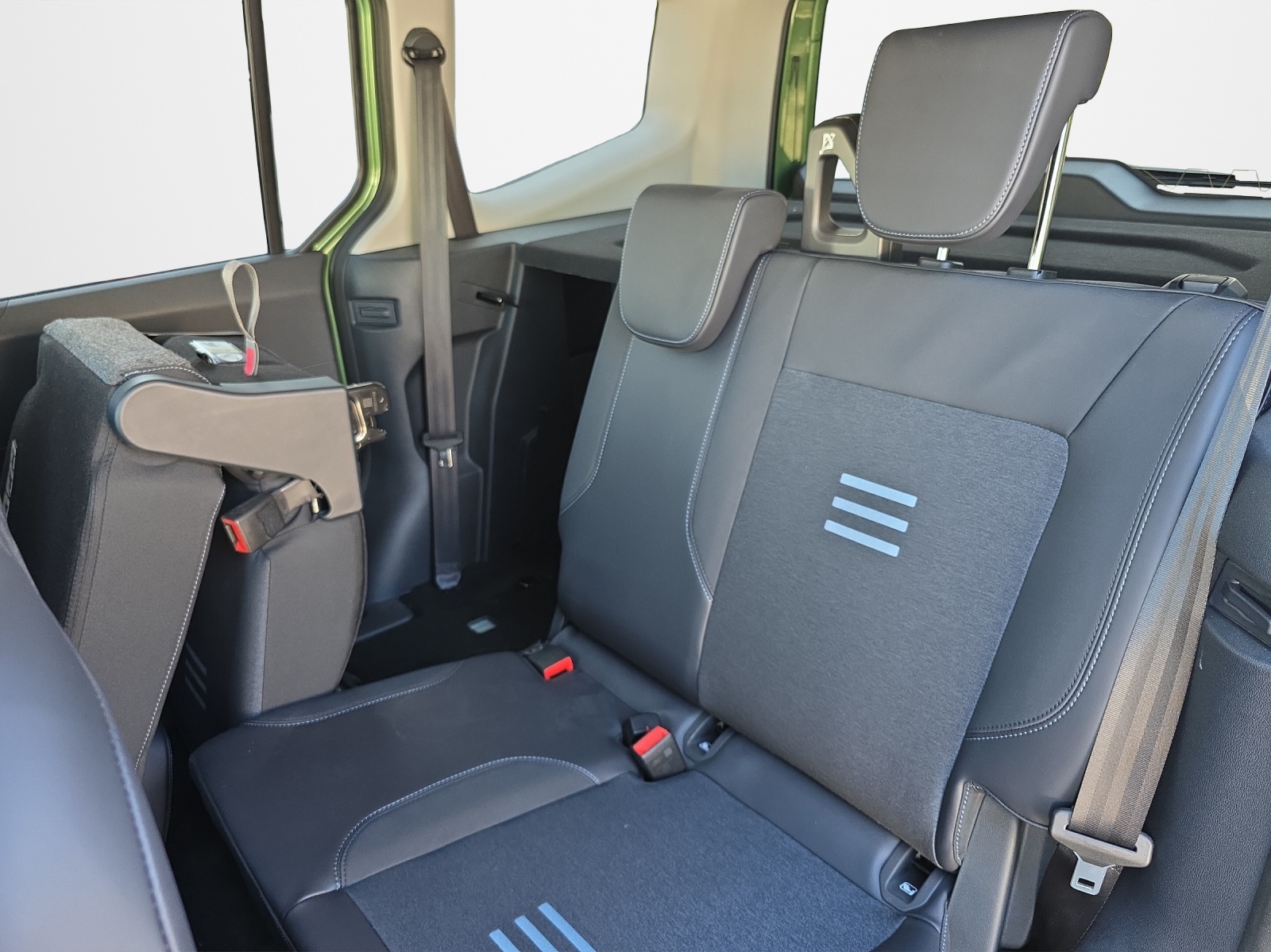FORD Transit Tourneo Courier 1.0 EcoBoost Active-image-14
