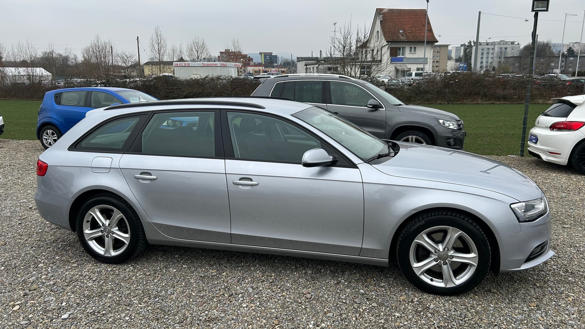 AUDI A4 Avant 2.0 TDI multitronic-image-10