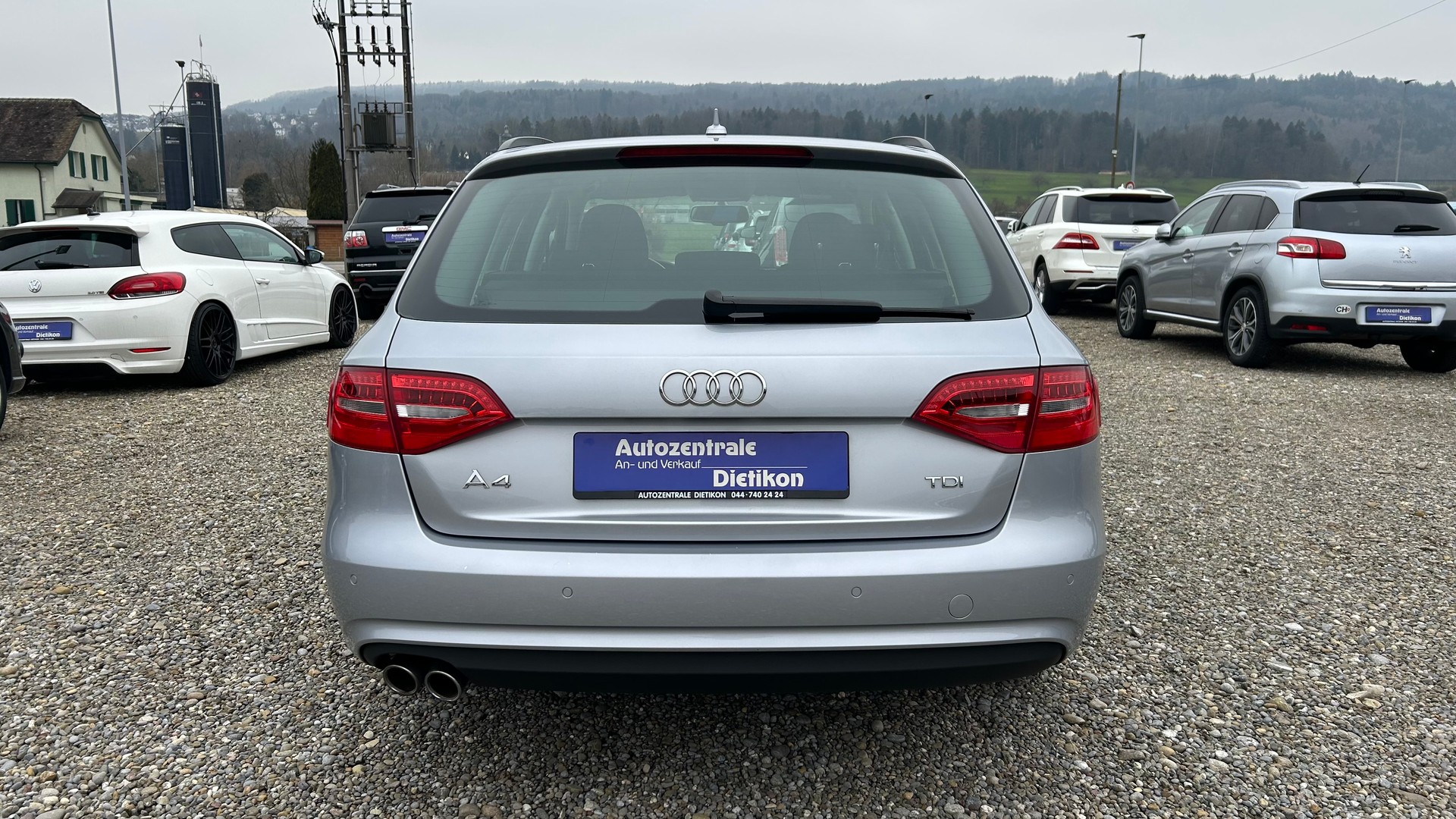 AUDI A4 Avant 2.0 TDI multitronic-image-11