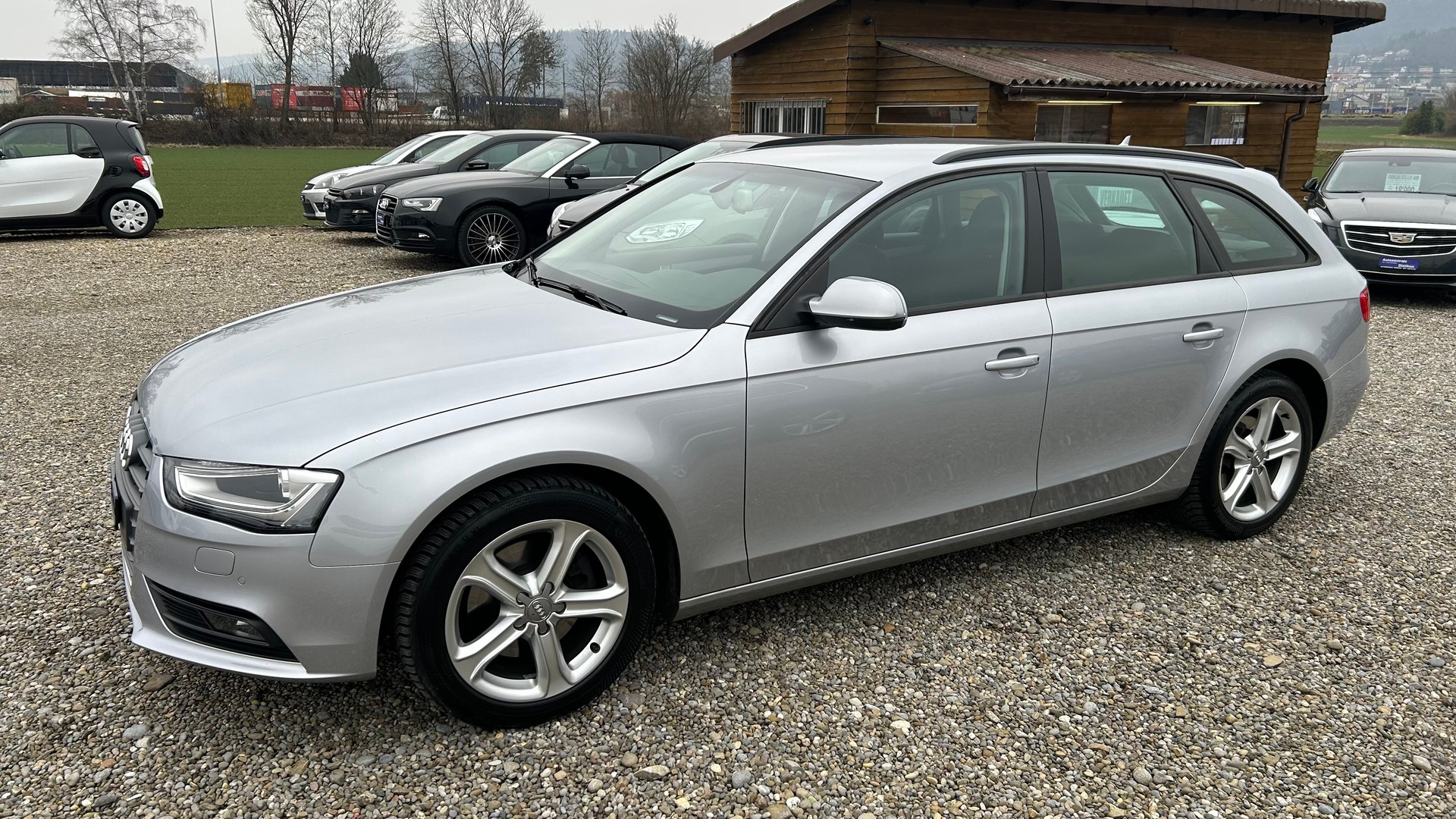 AUDI A4 Avant 2.0 TDI multitronic-image-14