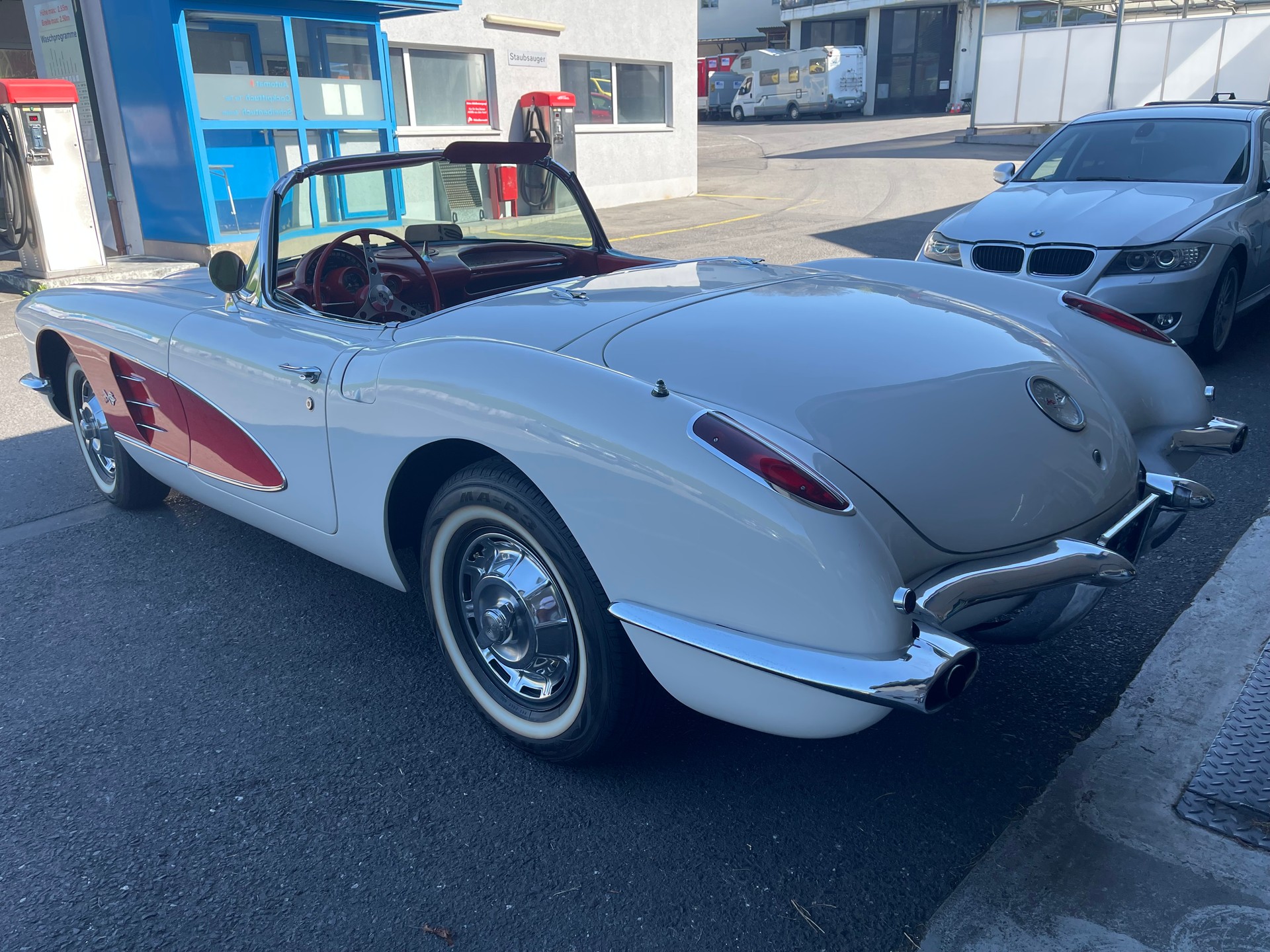 CHEVROLET CORVETTE-image-4