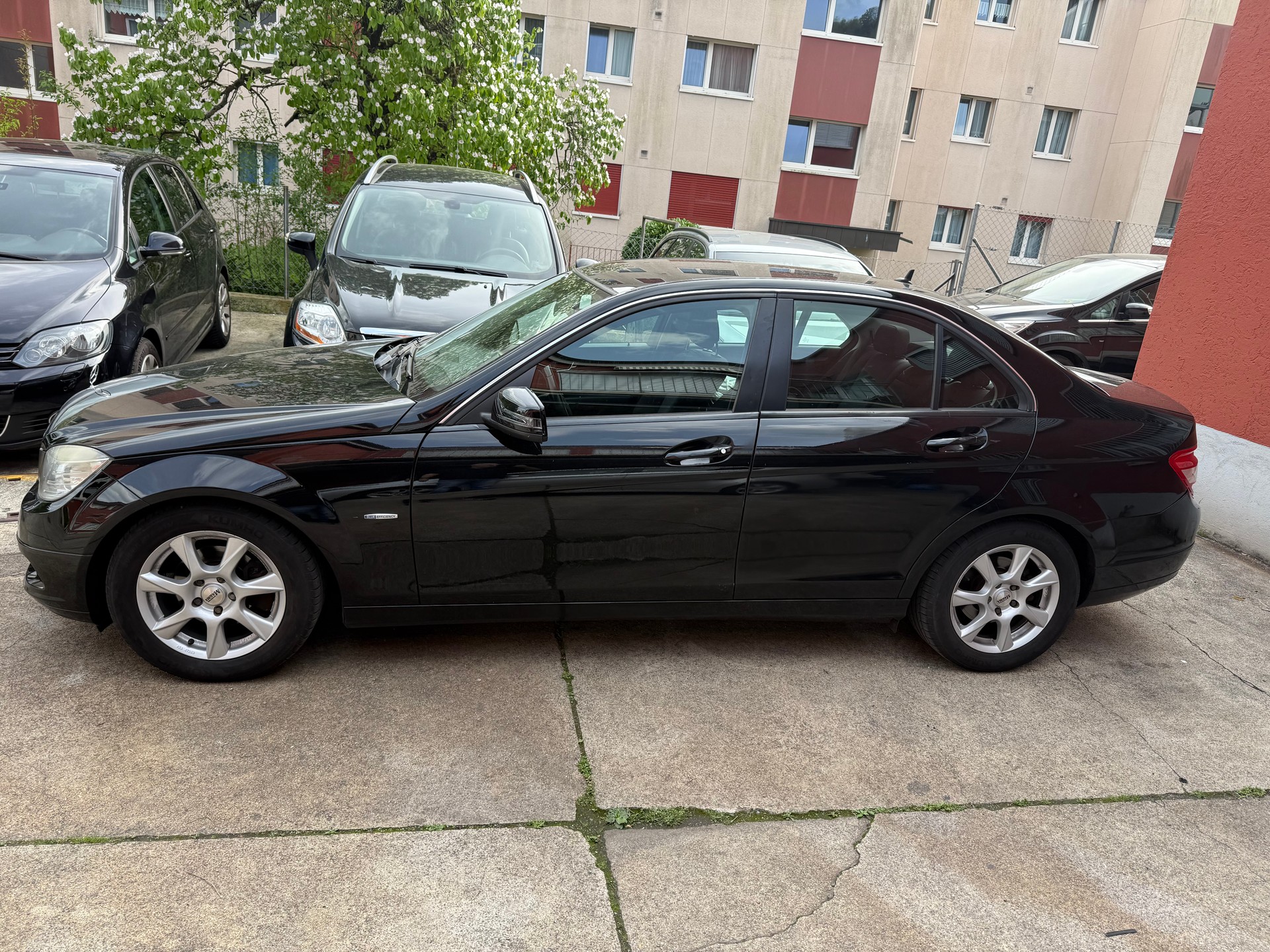 MERCEDES-BENZ C 200 CDI BlueEfficiency Automatic-showroom-element-1