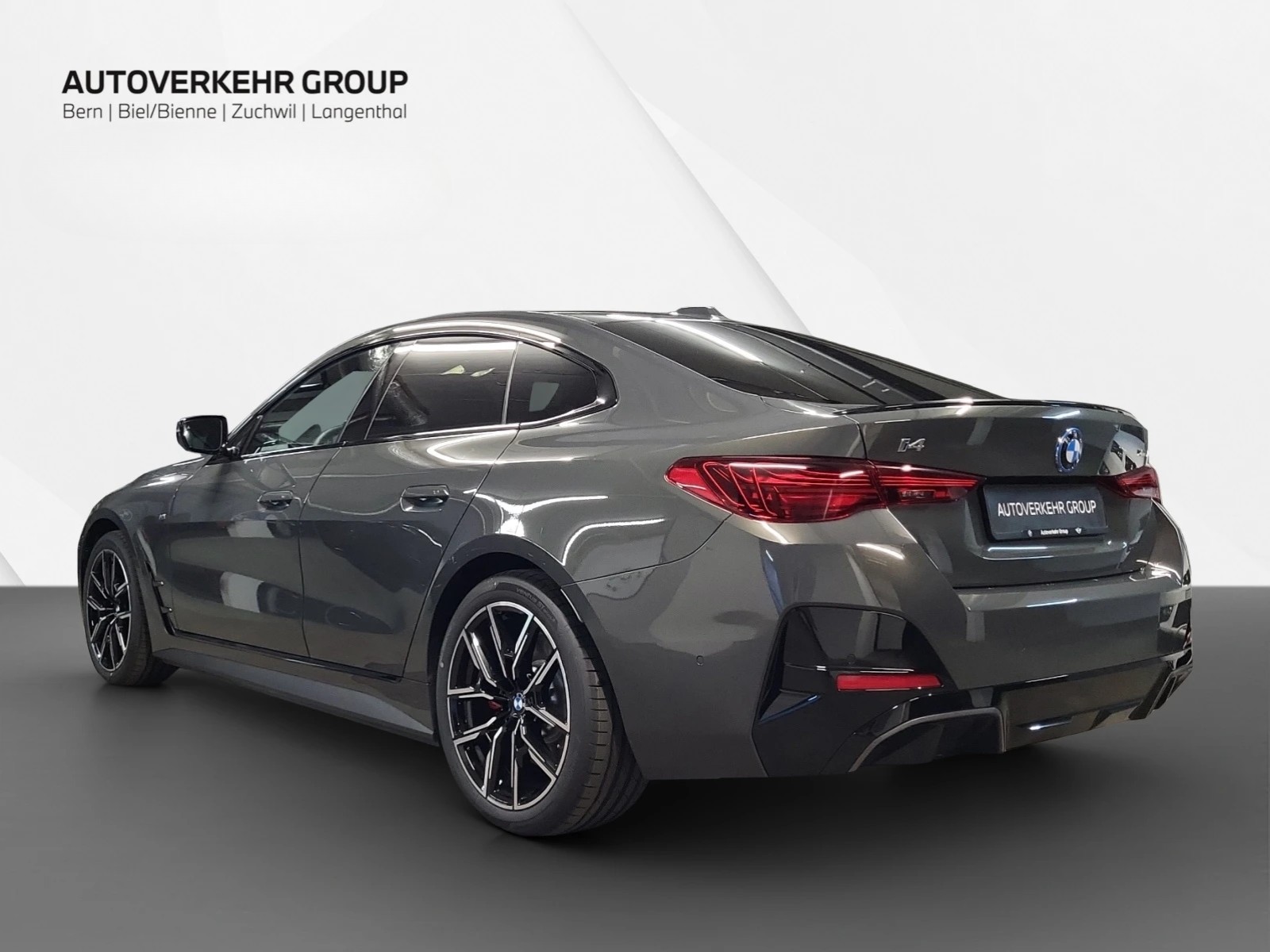 BMW i4 xDrive 40 M Sport Pro-showroom-element-2