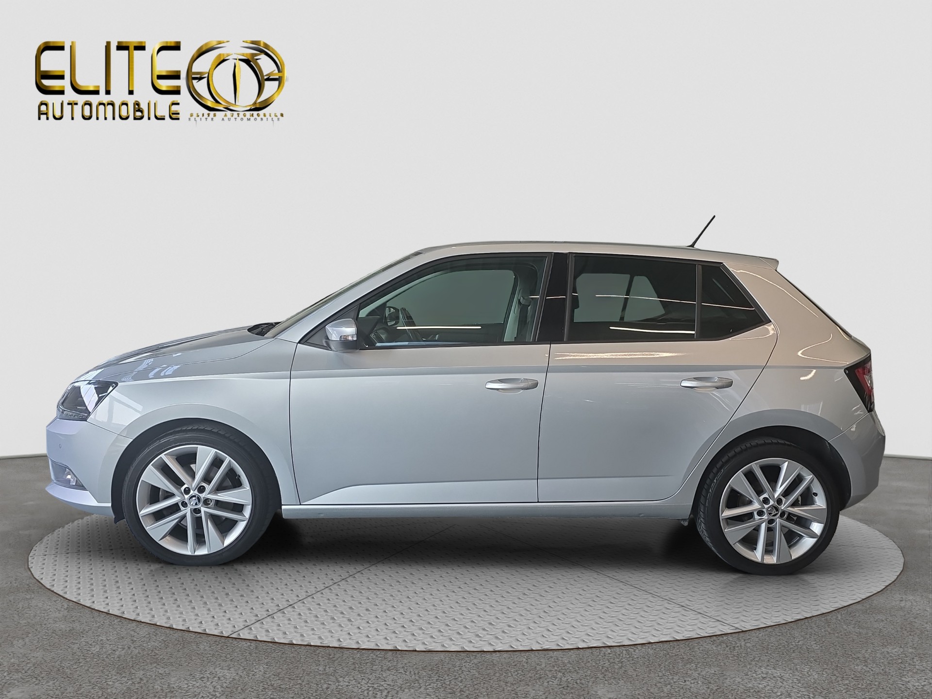 SKODA Fabia 1.2 TSI Style DSG-image-4