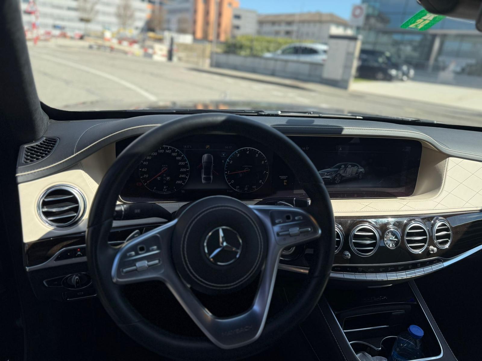 MERCEDES-BENZ S 500 L 4Matic 7G-Tronic-showroom-element-3