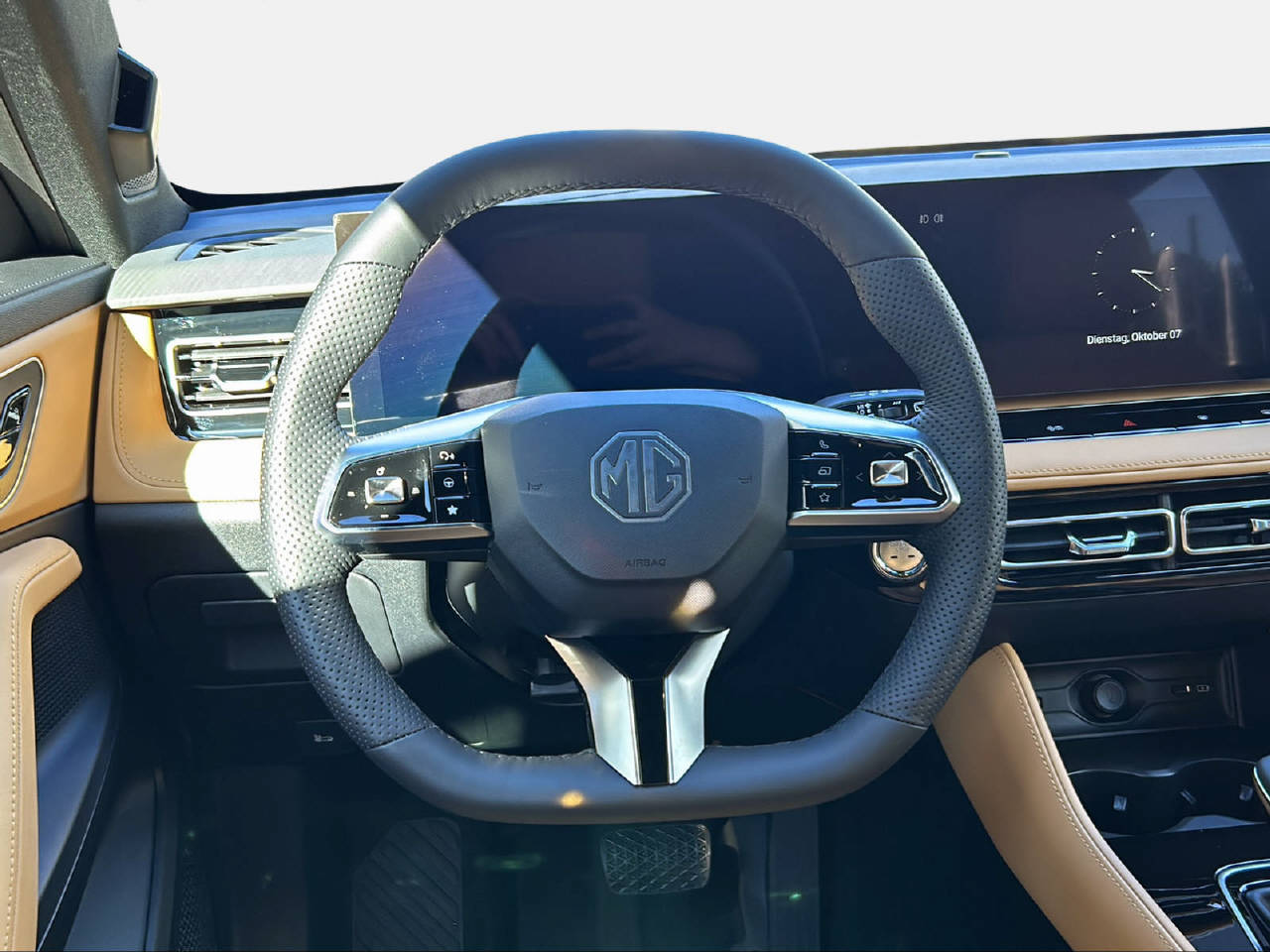 MG HS 1.5 Vti-Tech Luxury-image-11