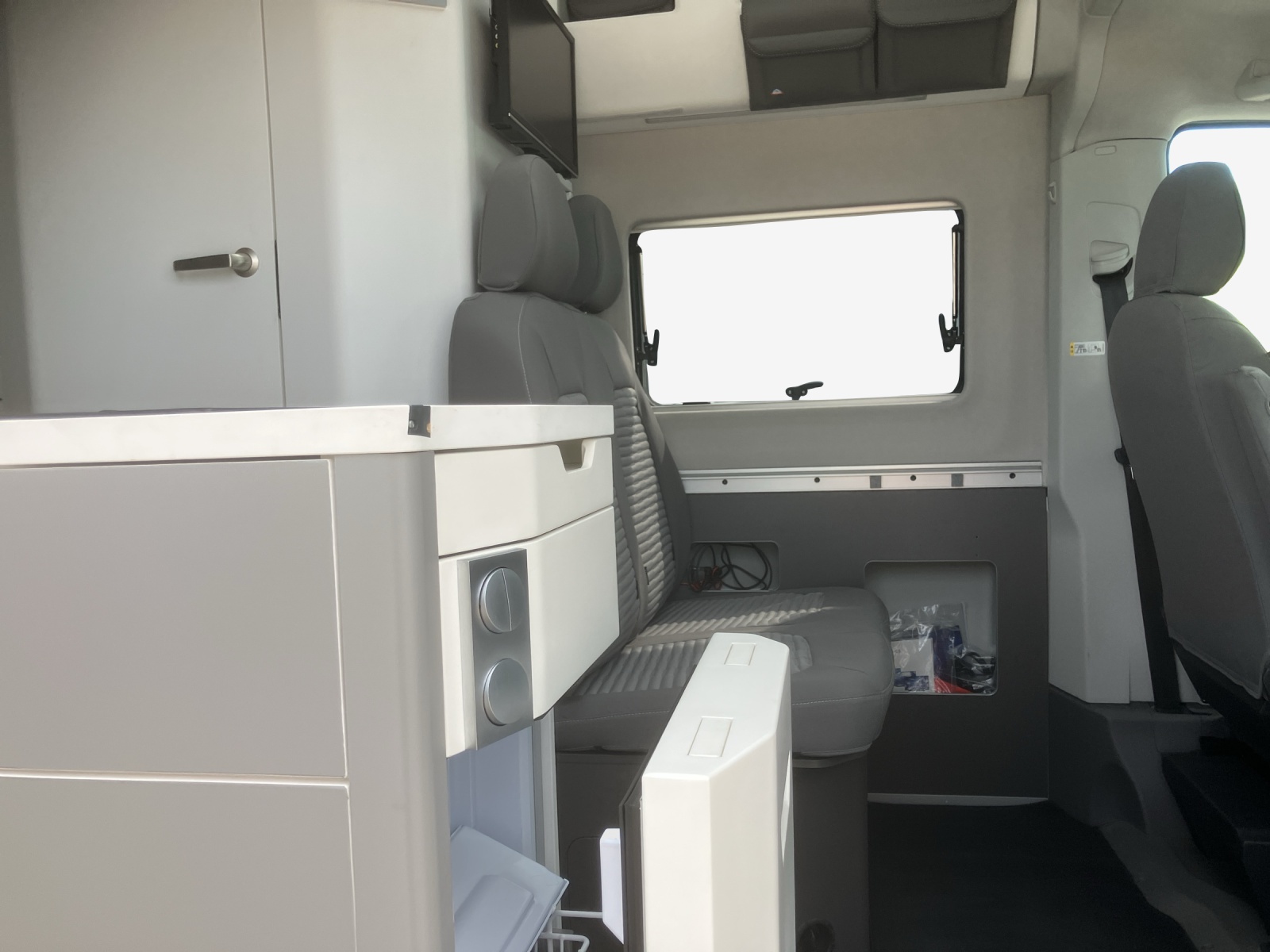 VW Grand California 680 2.0 BI-TDI-image-11
