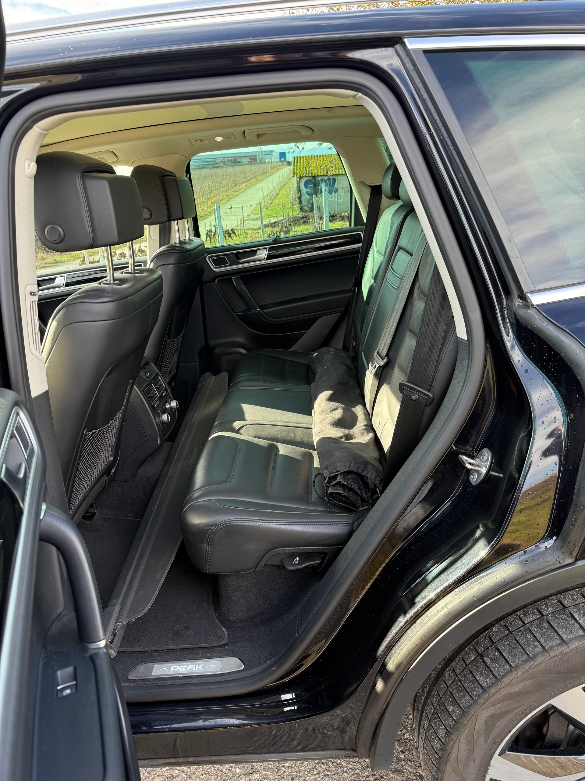VW Touareg 3.0 TDI BMT Peak Tiptronic-image-9