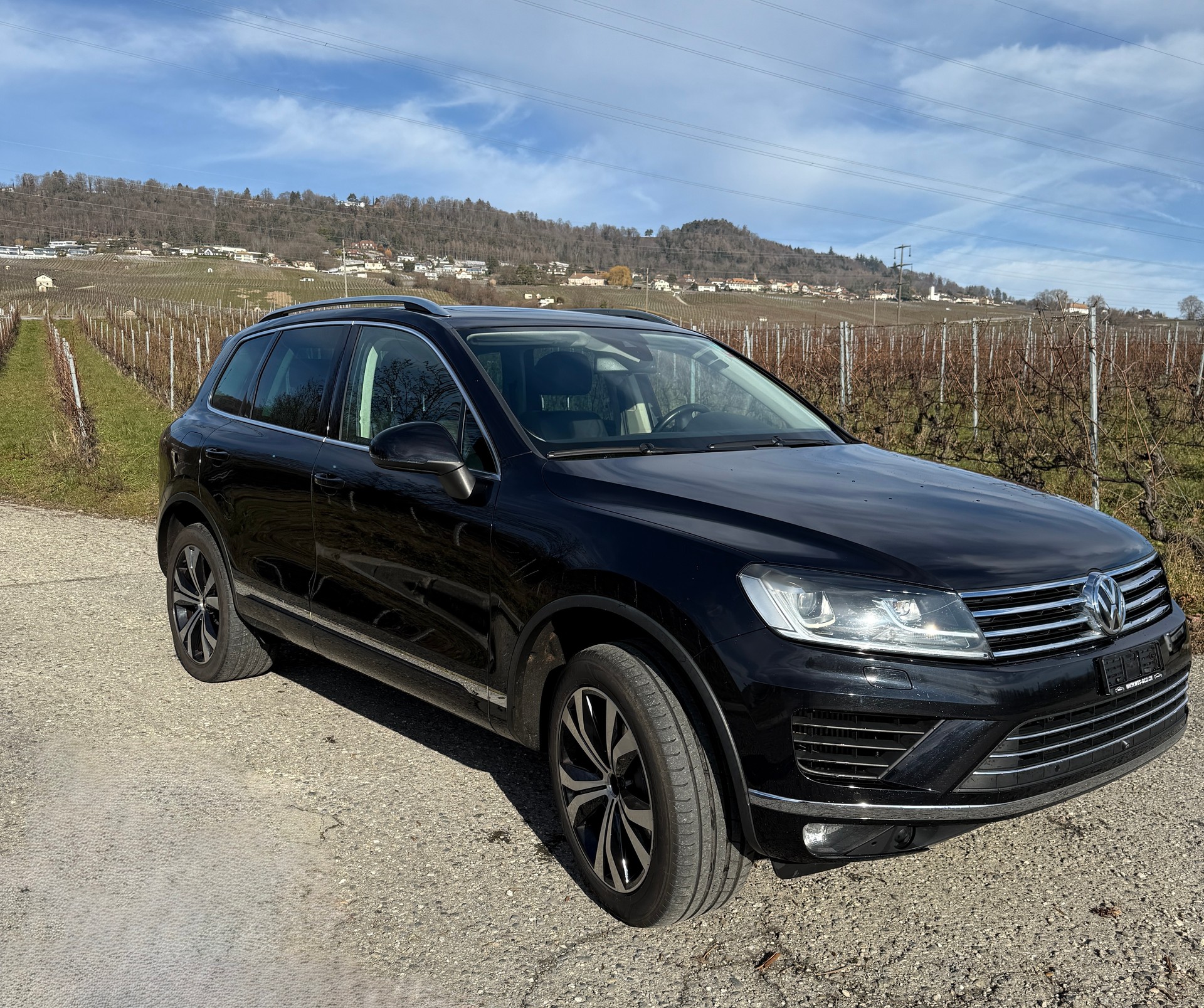 VW Touareg 3.0 TDI BMT Peak Tiptronic-image-2