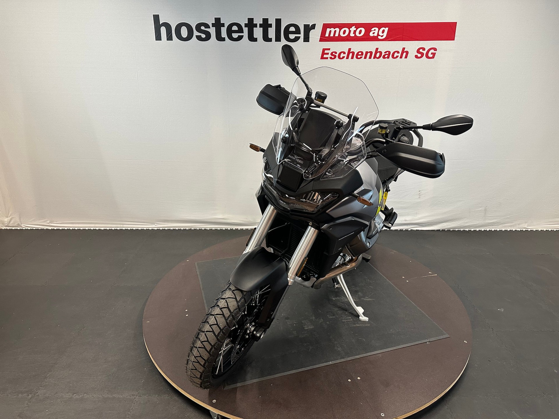 MOTO GUZZI Stelvio-image-2