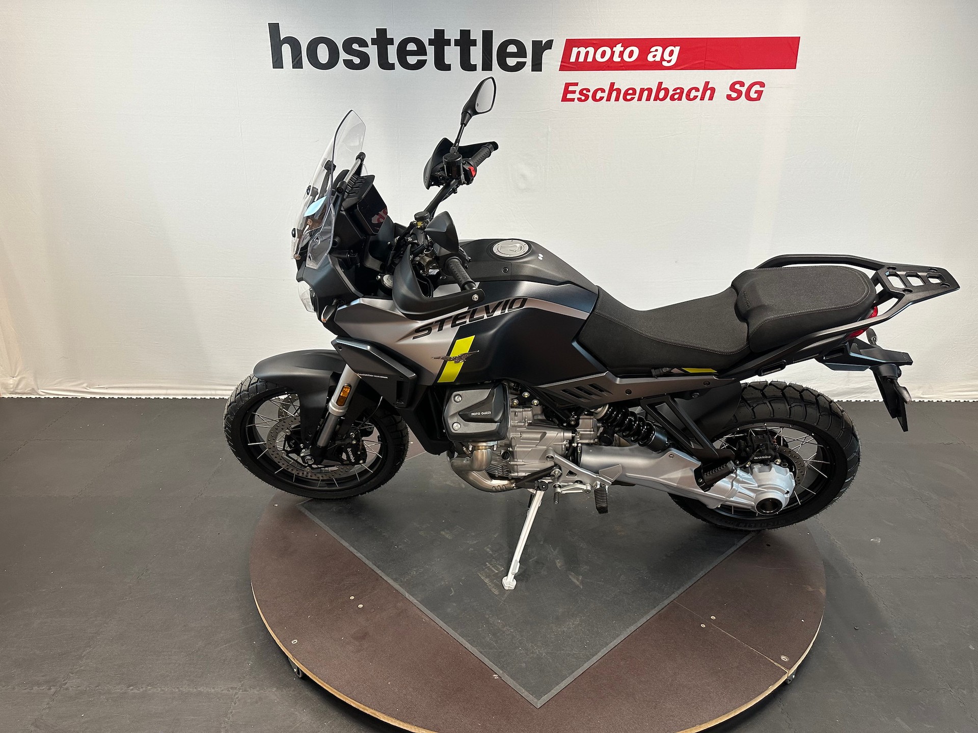MOTO GUZZI Stelvio-image-3