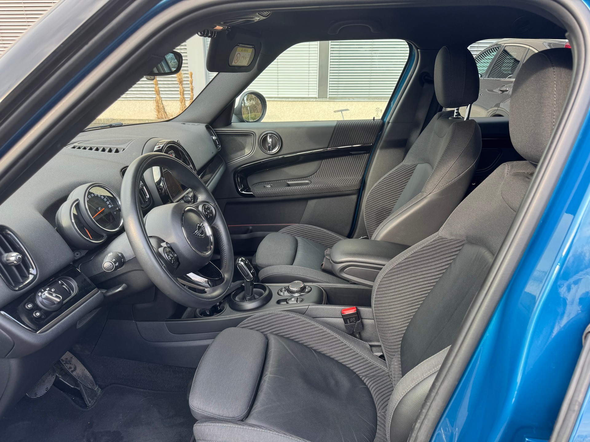 MINI Countryman Cooper D ALL4 Steptronic-image-7