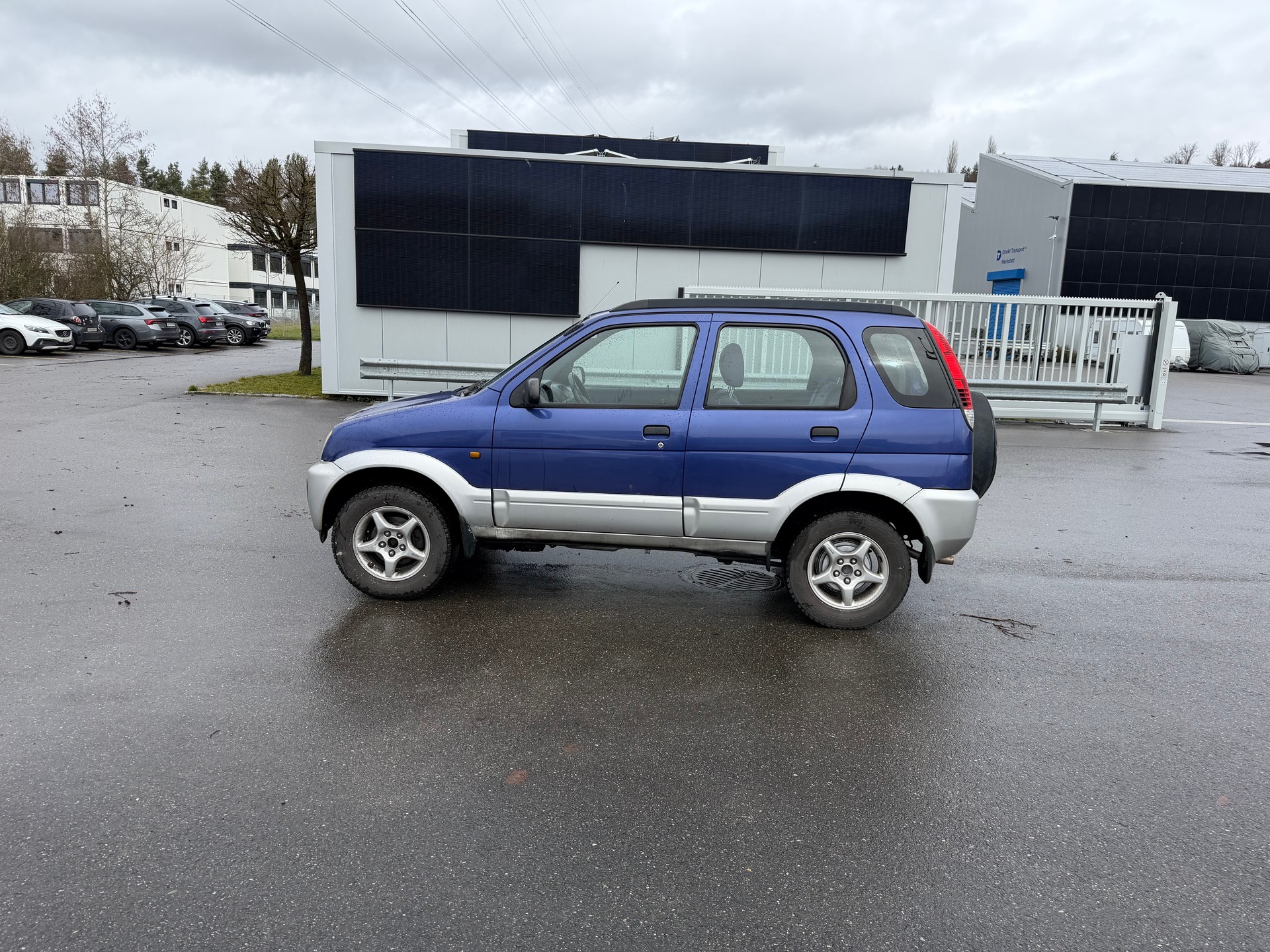 DAIHATSU Terios 1.3 16V 4x4 V-Line-image-3
