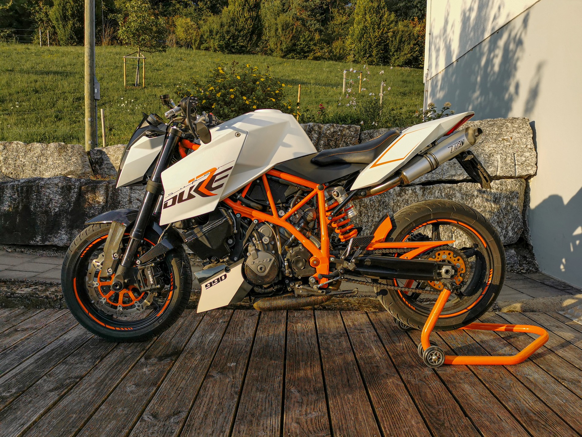 KTM 990 Super Duke R-image-2
