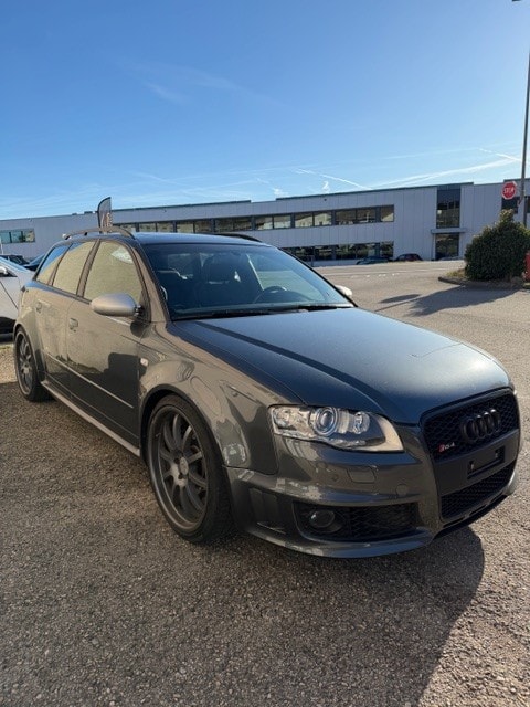 AUDI RS4 Avant 4.2 V8 quattro-image-4