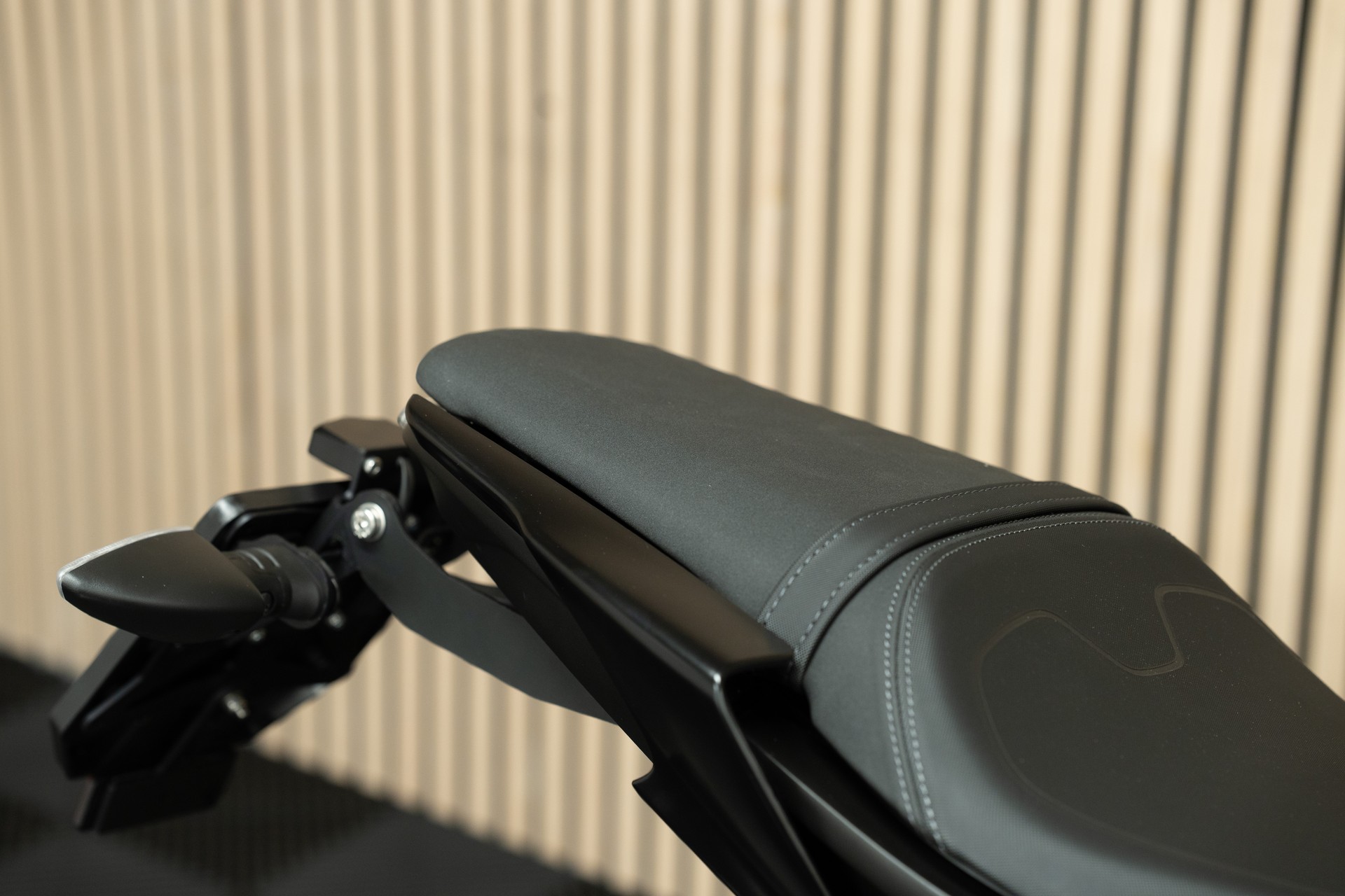 YAMAHA MT-125 mit Kurzheck und Lenkerendspiegeln-image-4