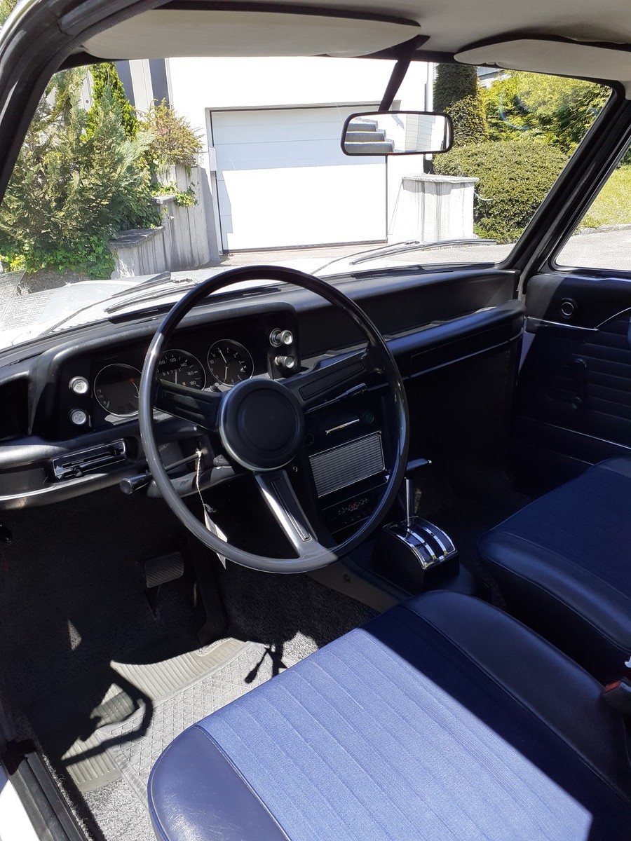 BMW 2002-image-2